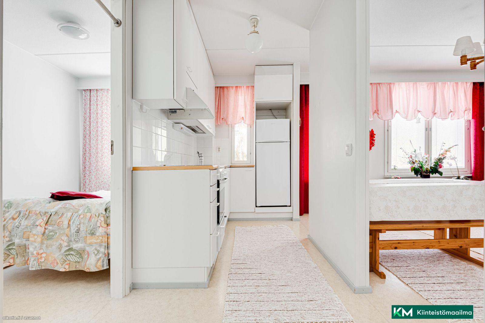 Jatulikivenkatu 8, Maikkula, Oulu