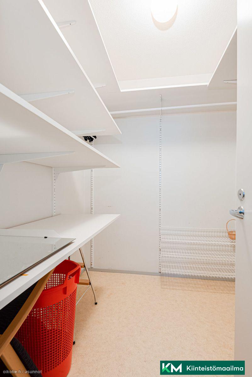 Jatulikivenkatu 8, Maikkula, Oulu