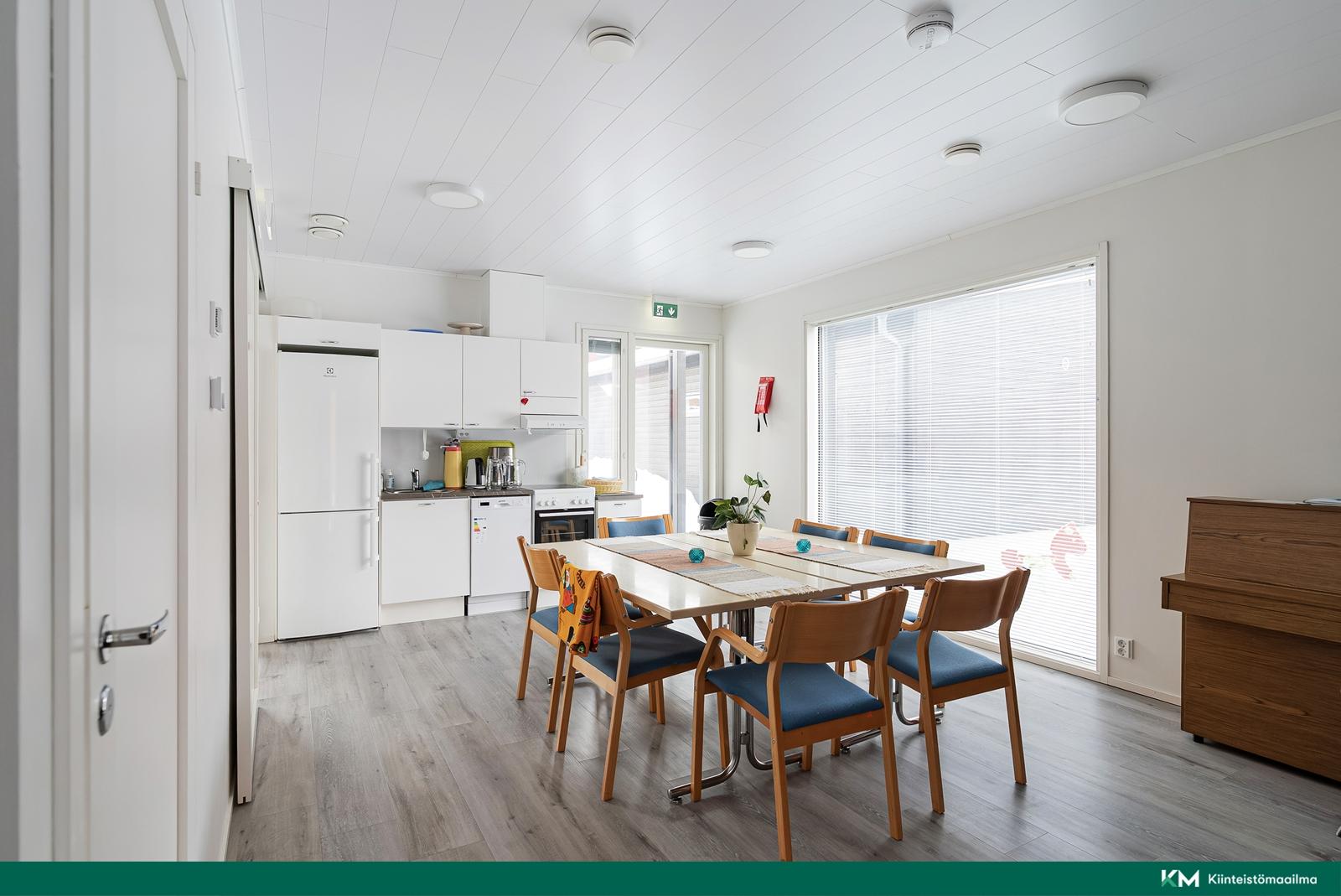 Rehtorinkatu 4, Lepola, Järvenpää