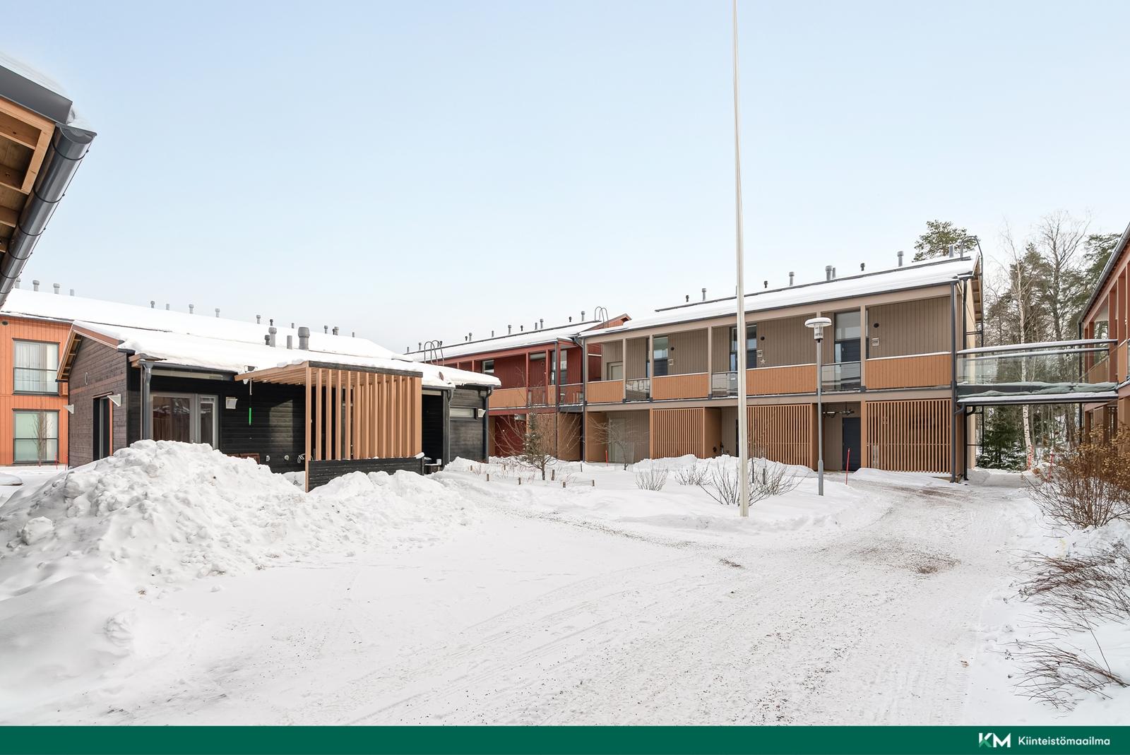 Rehtorinkatu 4, Lepola, Järvenpää