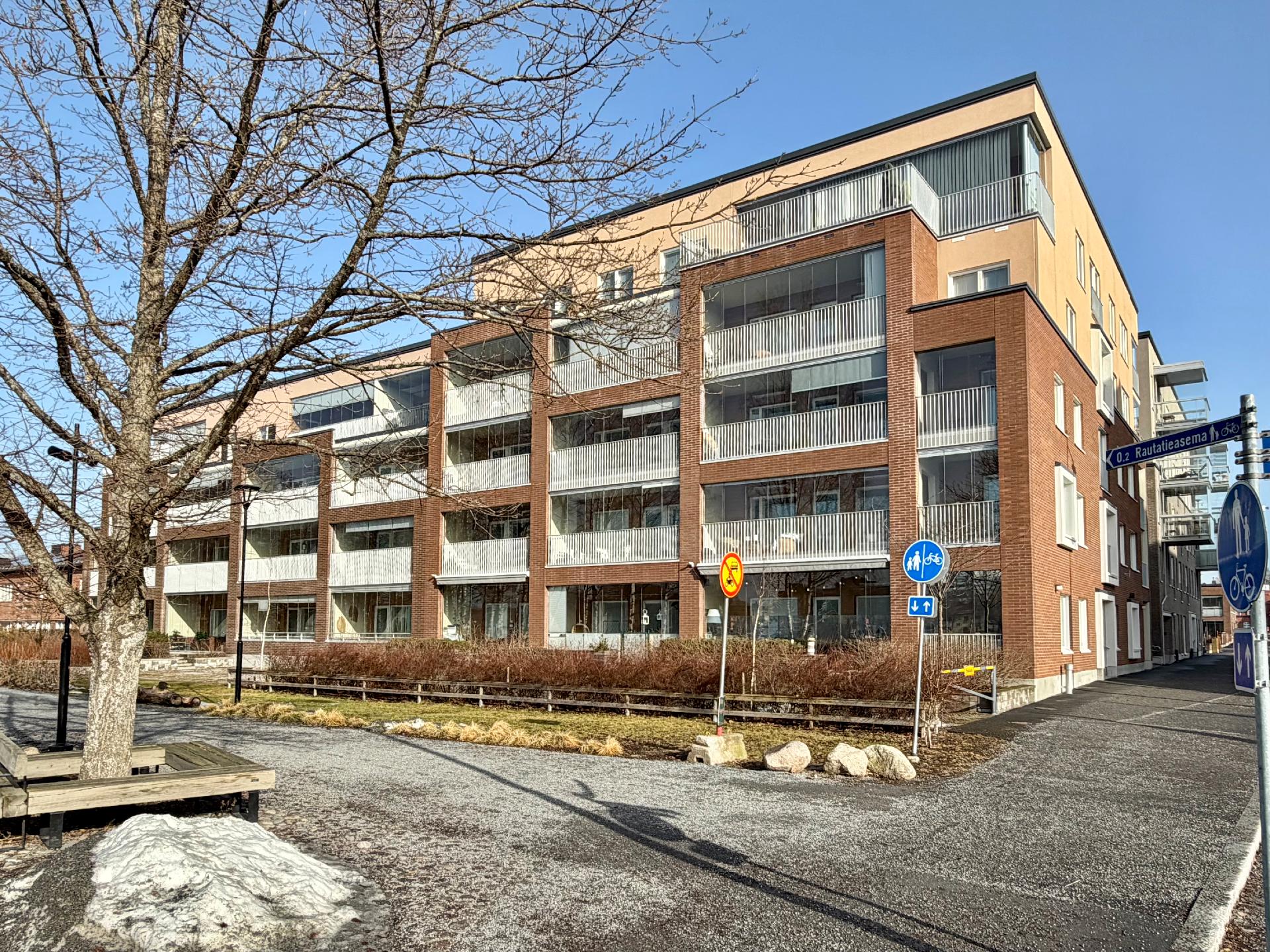 Possentie 6, Asemantausta, Hämeenlinna