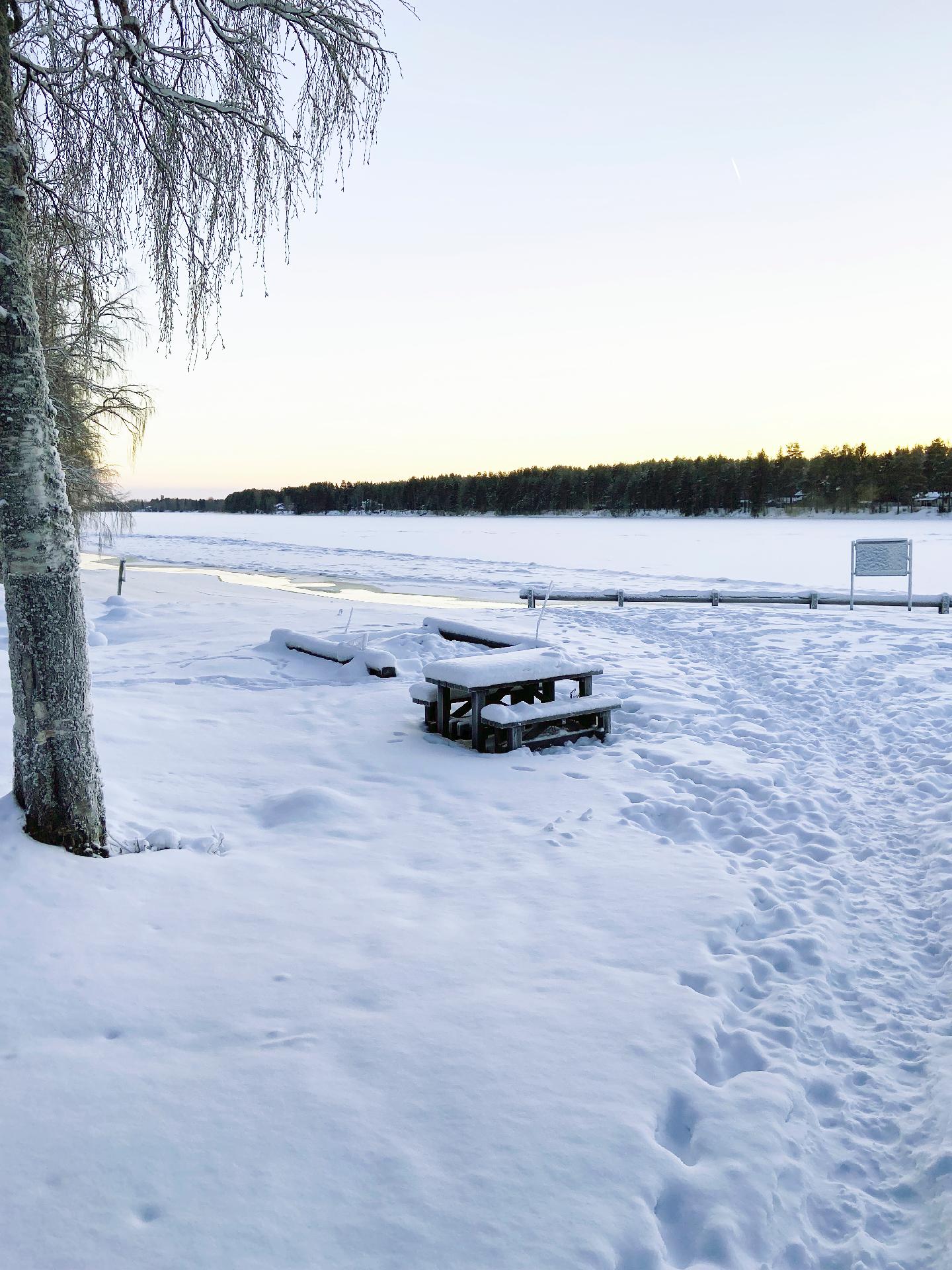 Asiakkaan ottamia kuvia rannasta