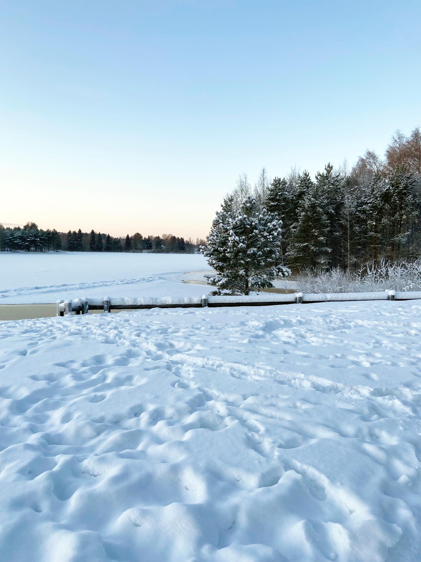 Asiakkaan ottamia kuvia rannasta