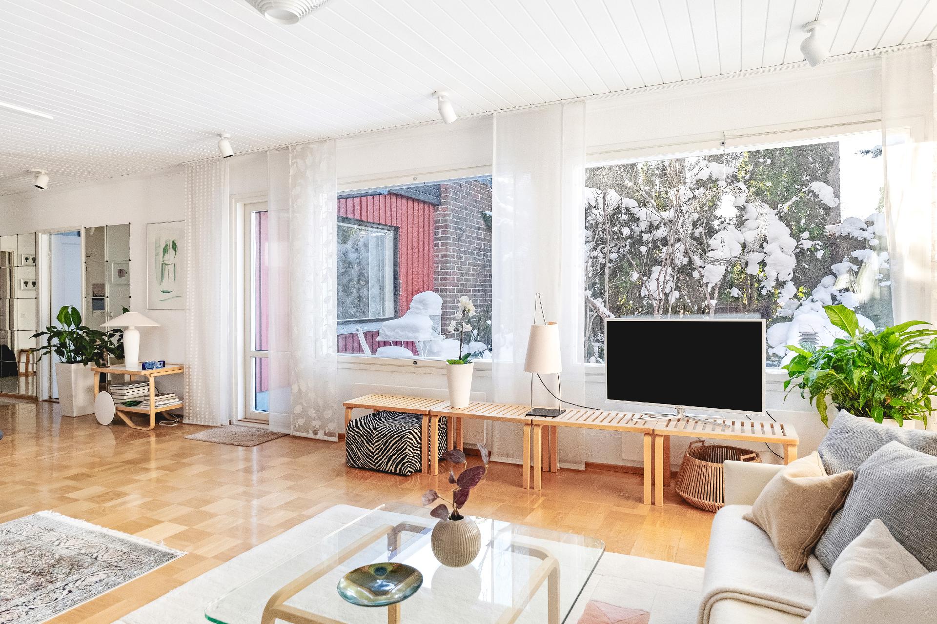 Bronrinne 1, Bro, Kirkkonummi