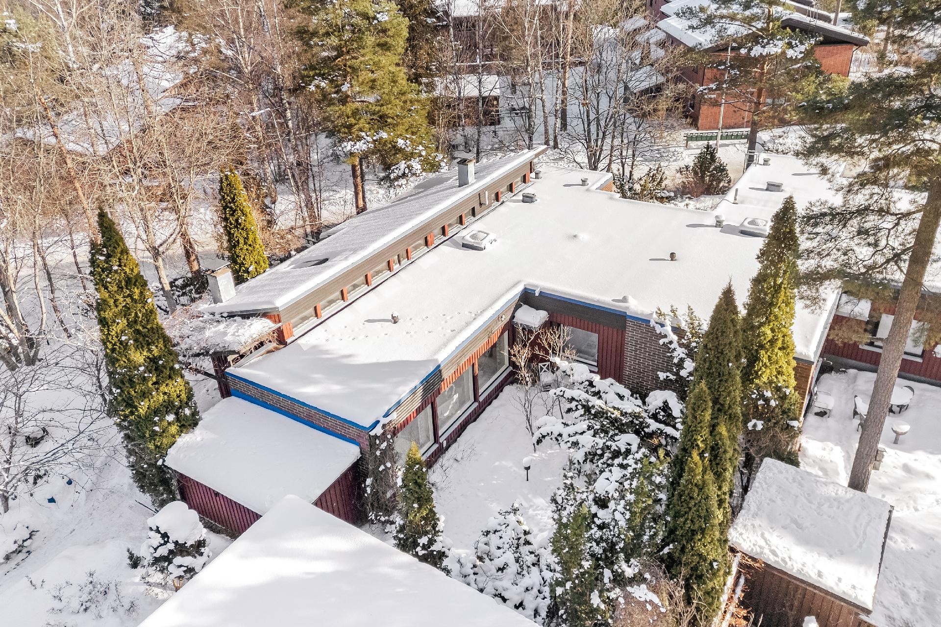 Bronrinne 1, Bro, Kirkkonummi