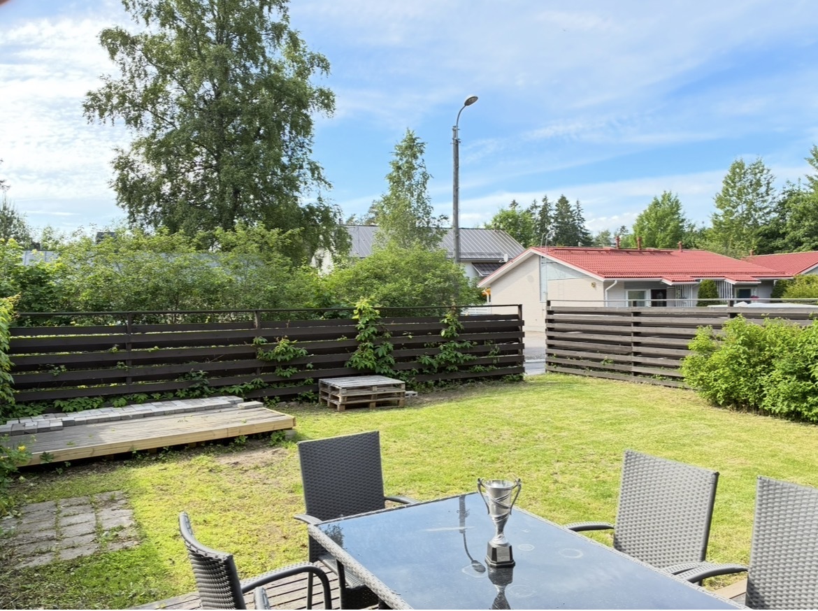 Kinaporinkuja 1, Hiekkaharju, Vantaa