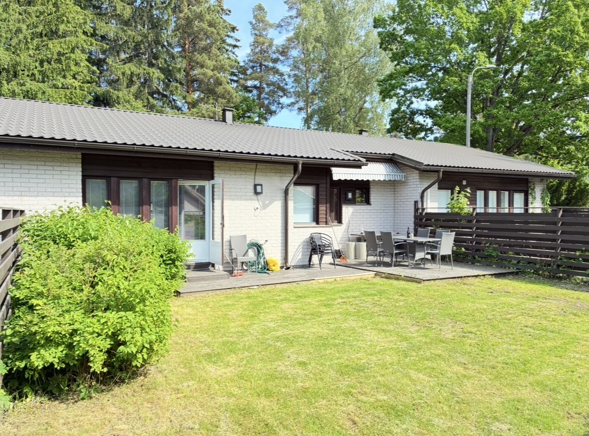 Kinaporinkuja 1, Hiekkaharju, Vantaa