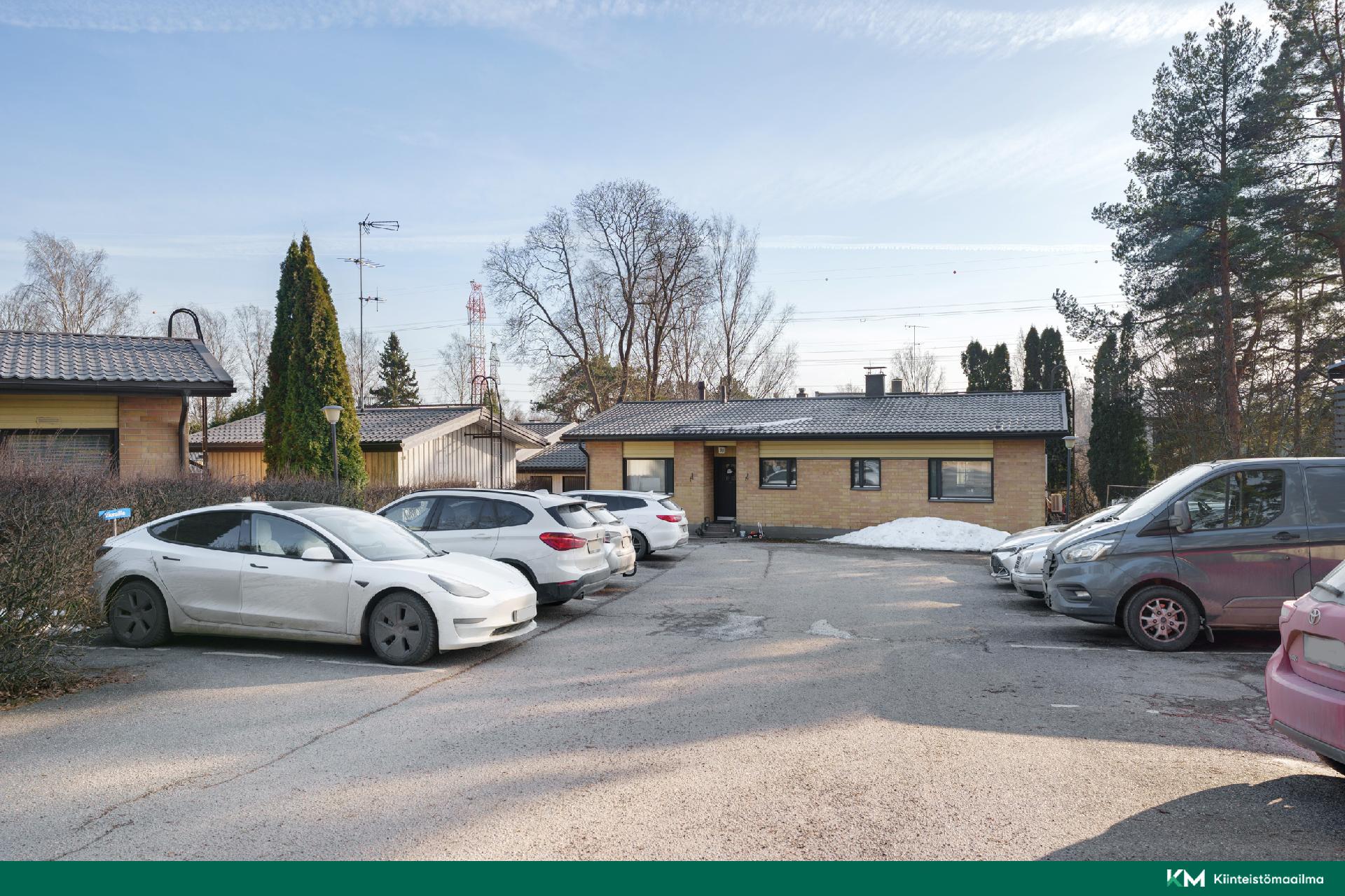 Midgårdinkuja 9, Koivuhaka, Vantaa