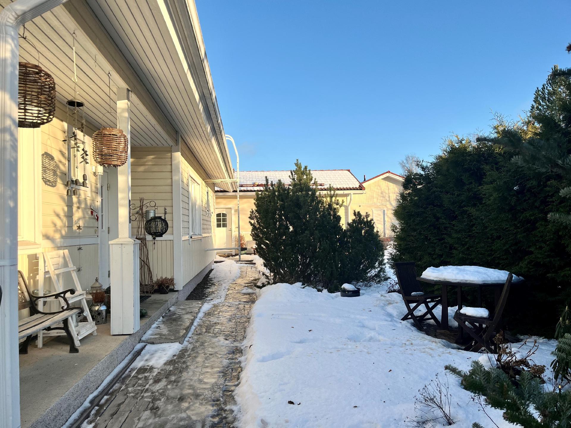 Vähä Kukkarontie 5, Hirsimäki, Hämeenlinna