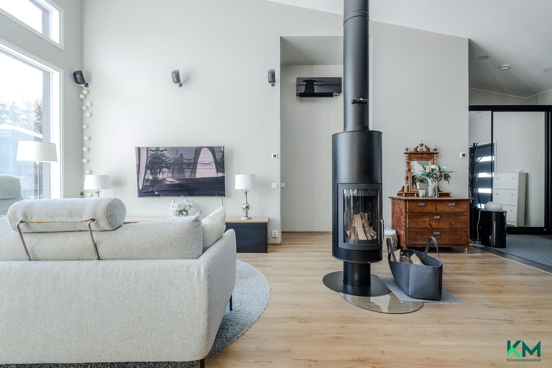 Esa-äijäntie 18, Kumpula, Hollola