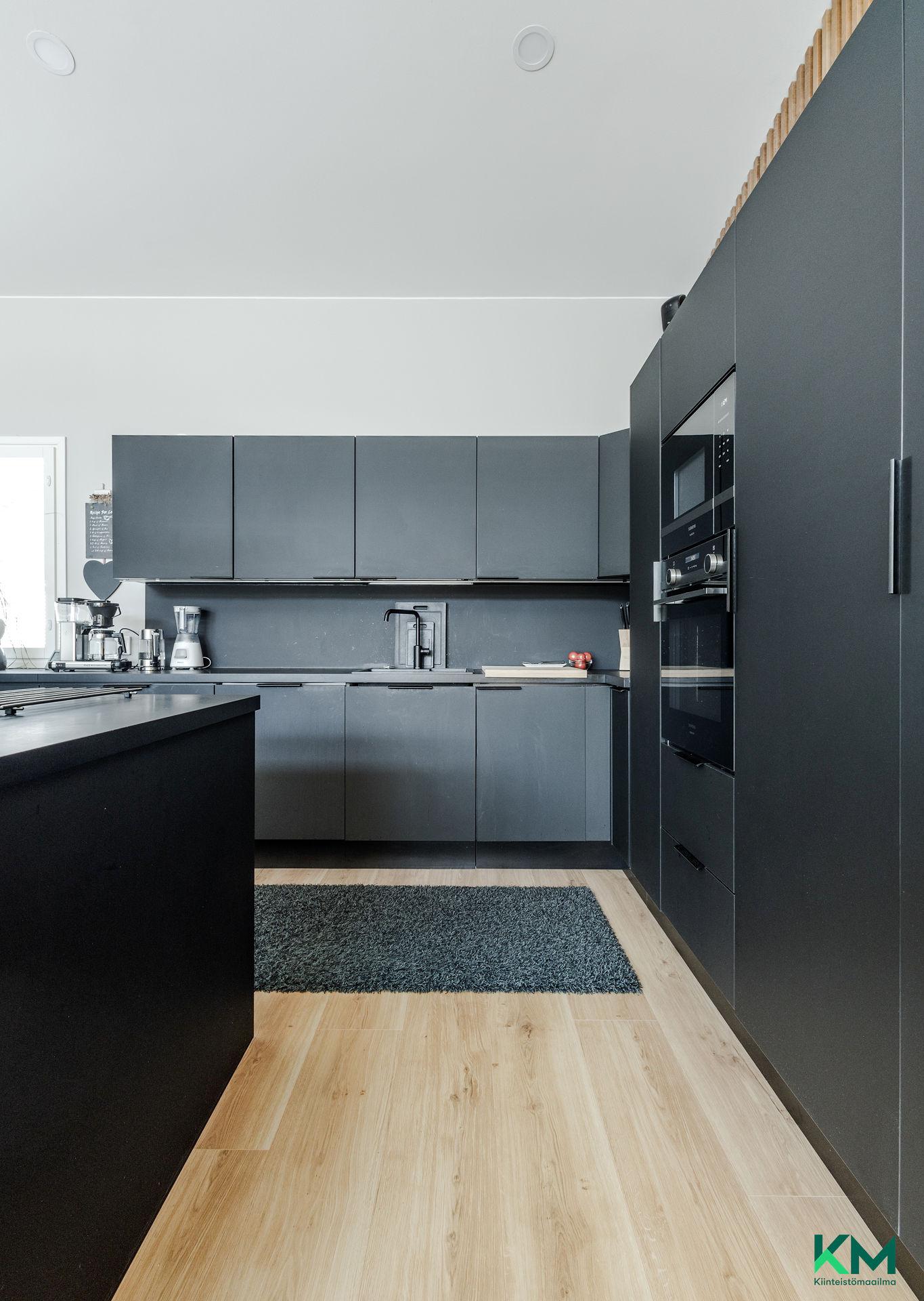 Esa-äijäntie 18, Kumpula, Hollola