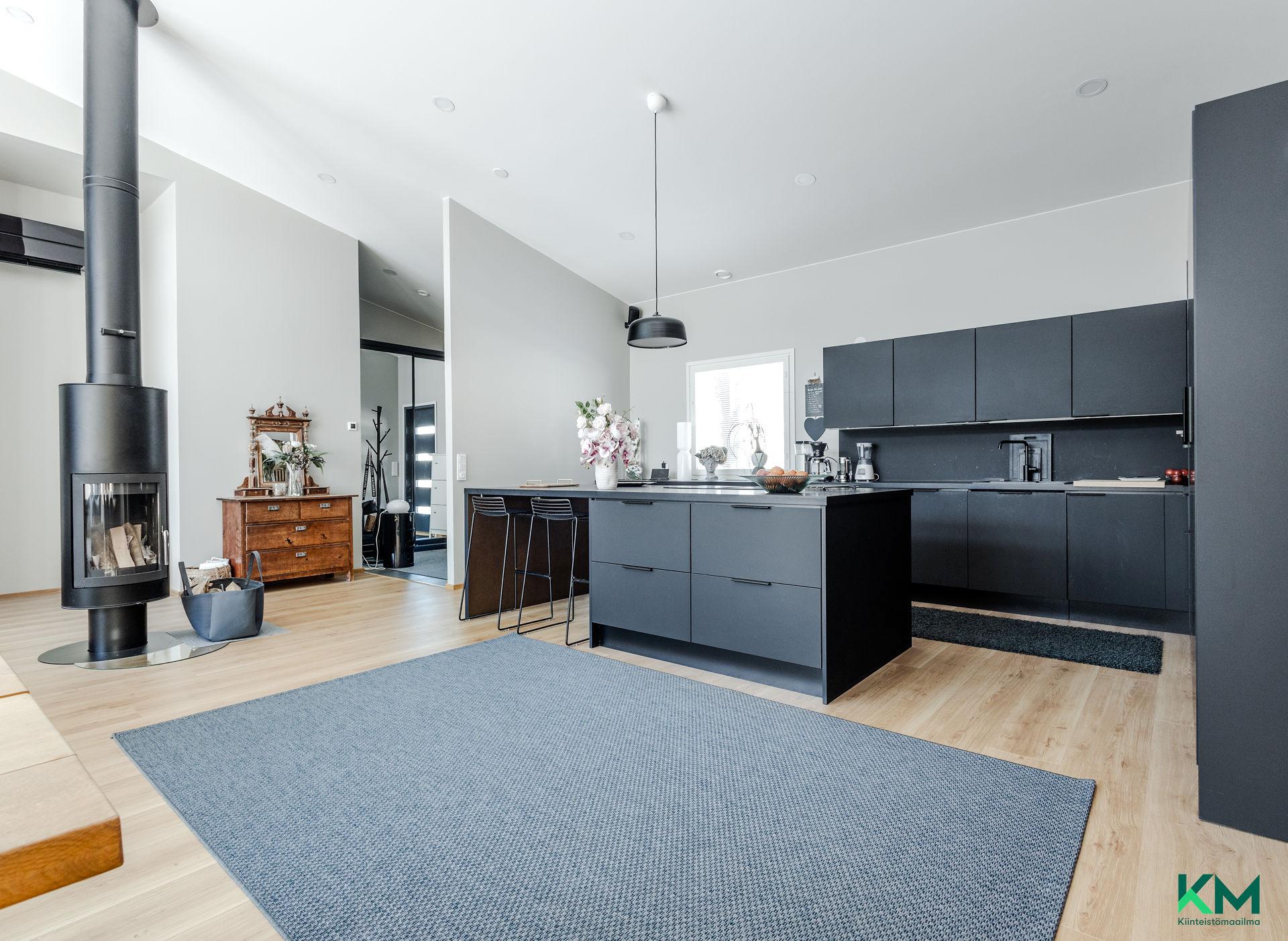 Esa-äijäntie 18, Kumpula, Hollola