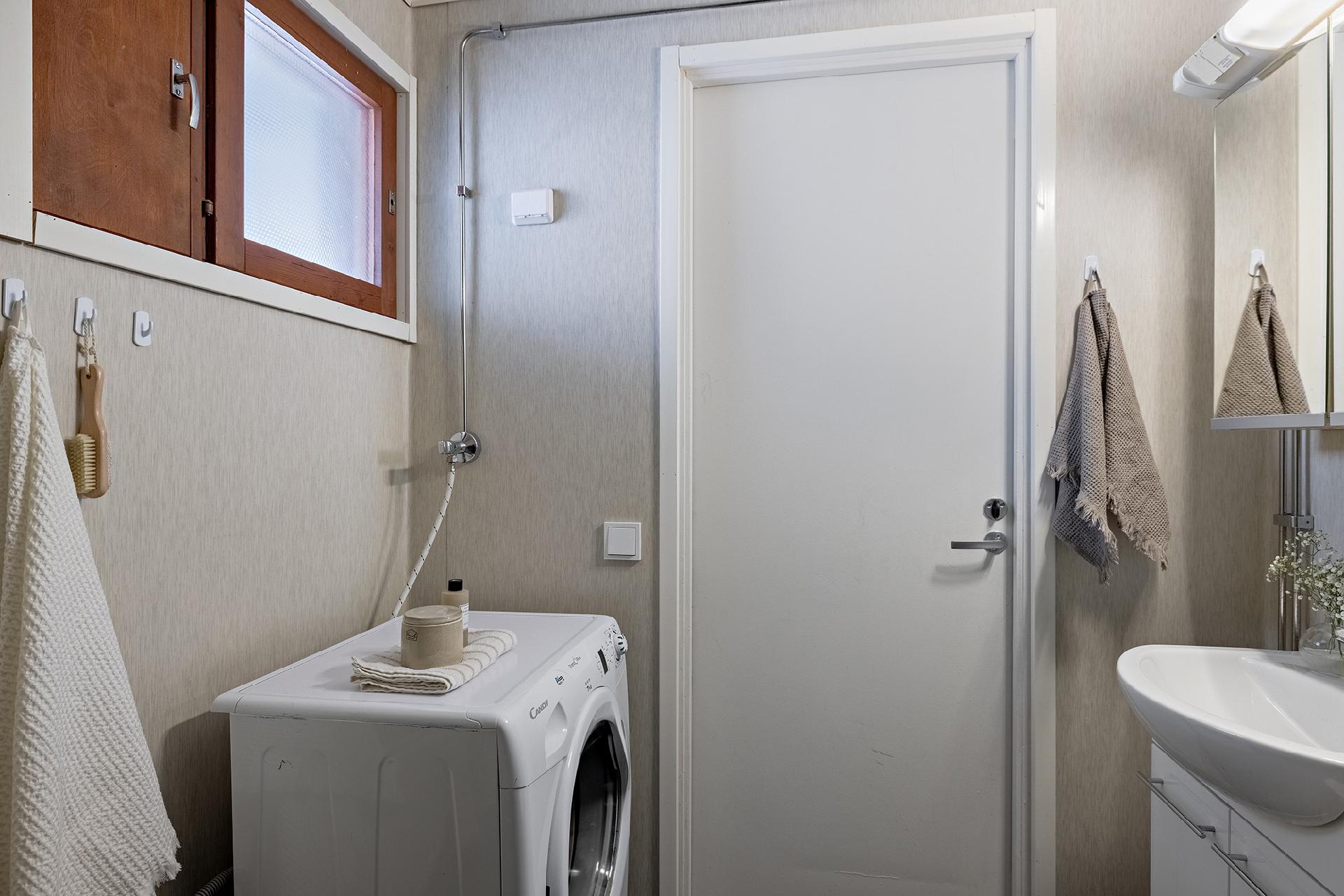 Rentukkatie 11, Rajakylä, Oulu