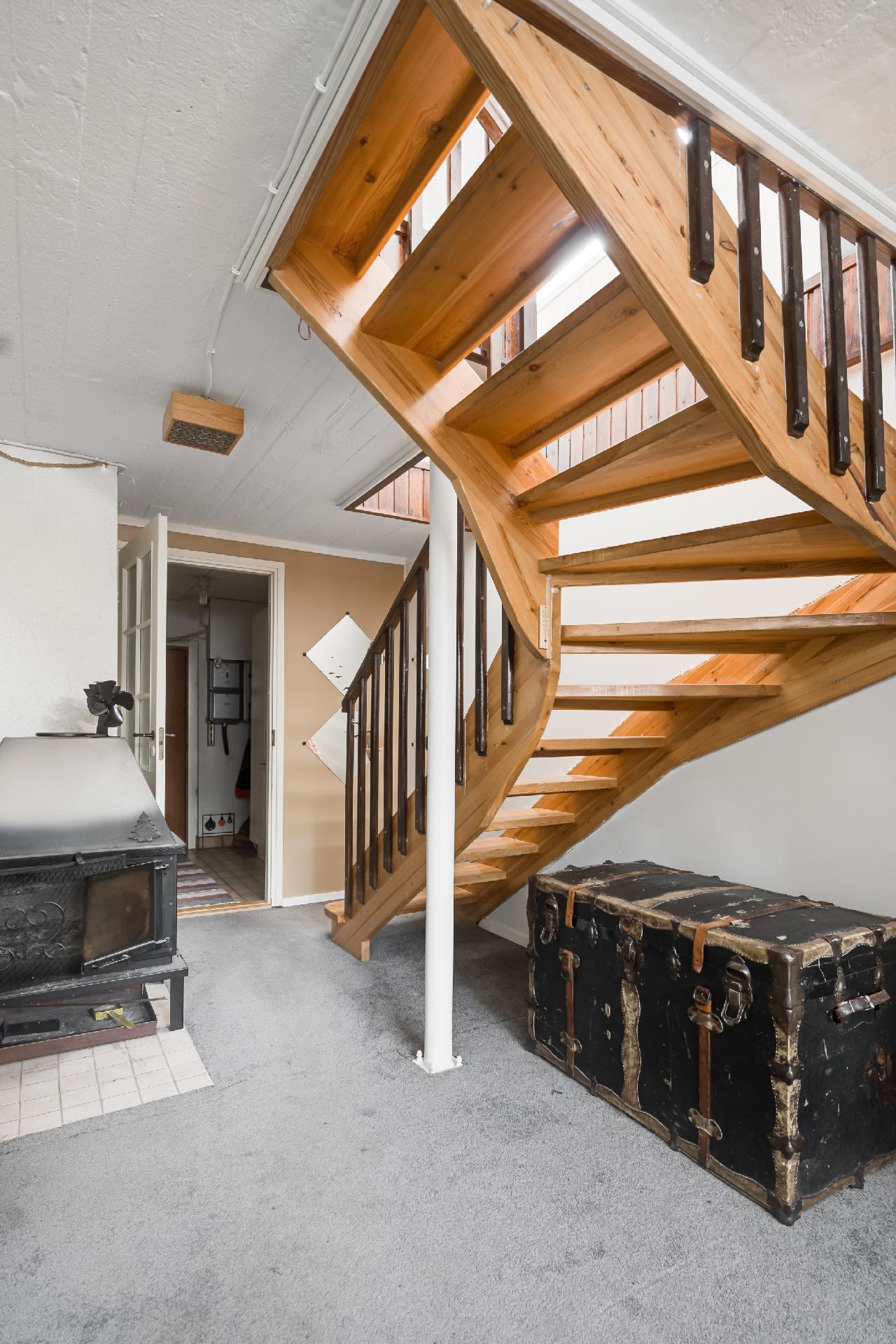 Näkymä kodinhoitohuoneen suuntaan