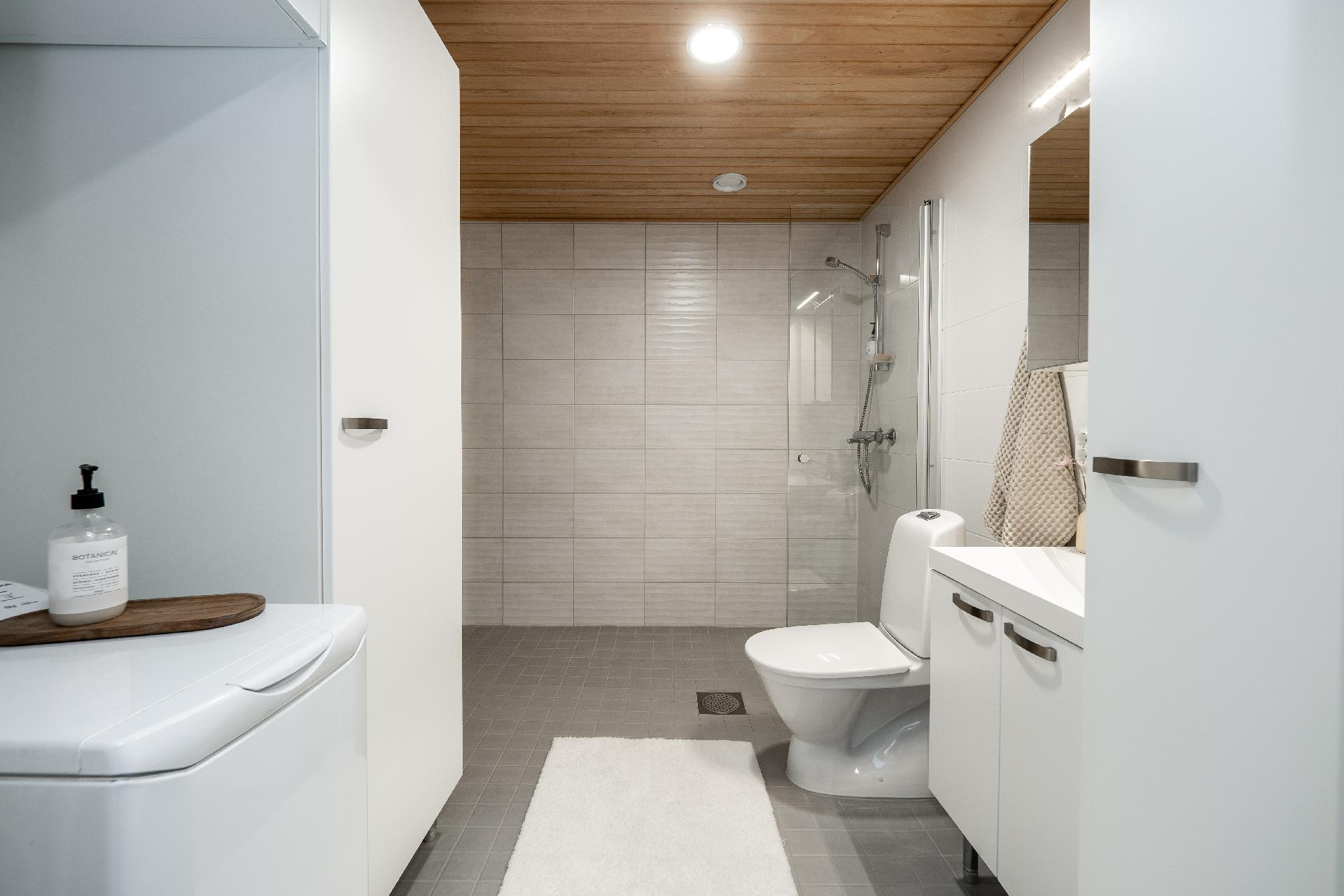 Riistatie 11, Ritaharju, Oulu