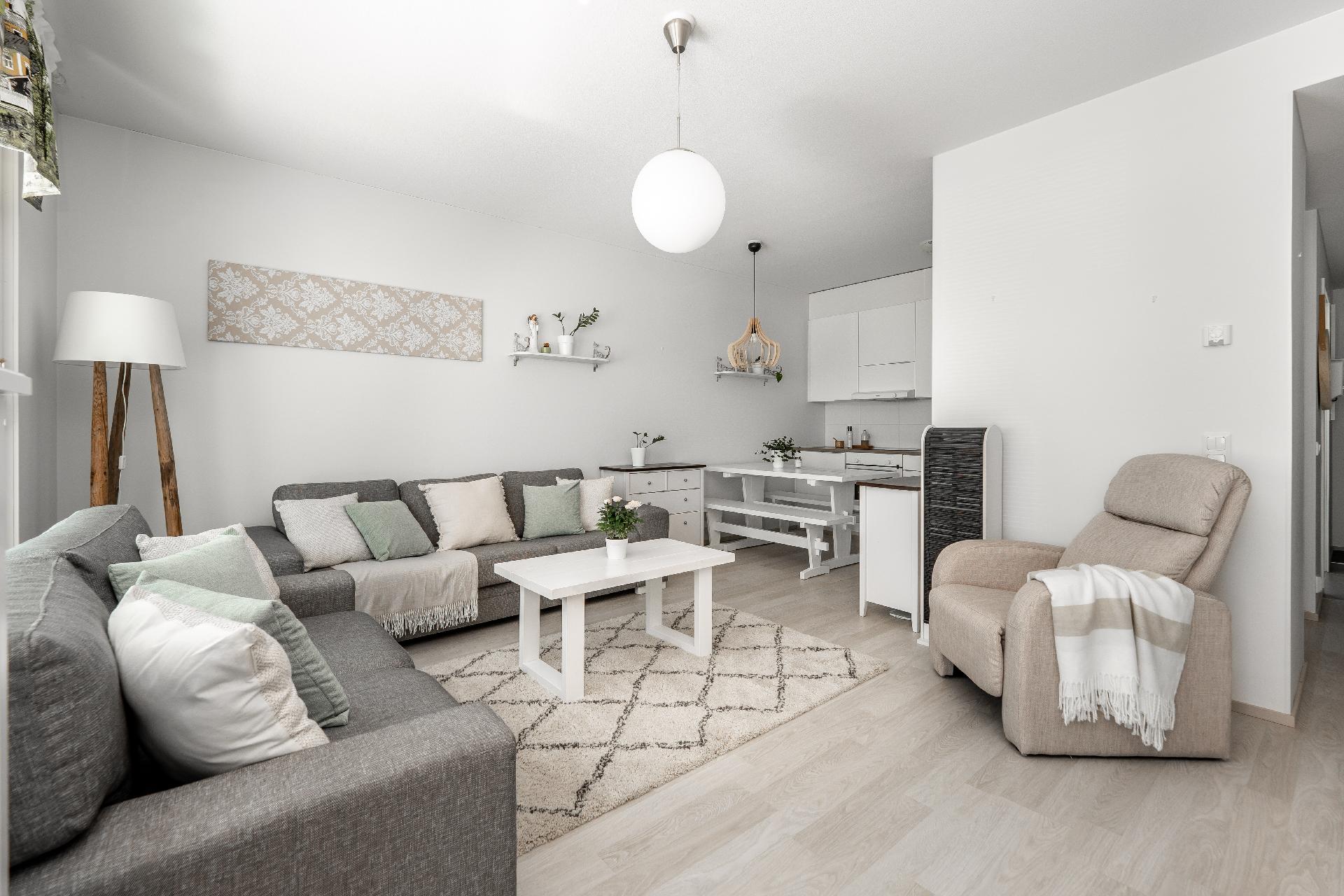 Riistatie 11, Ritaharju, Oulu