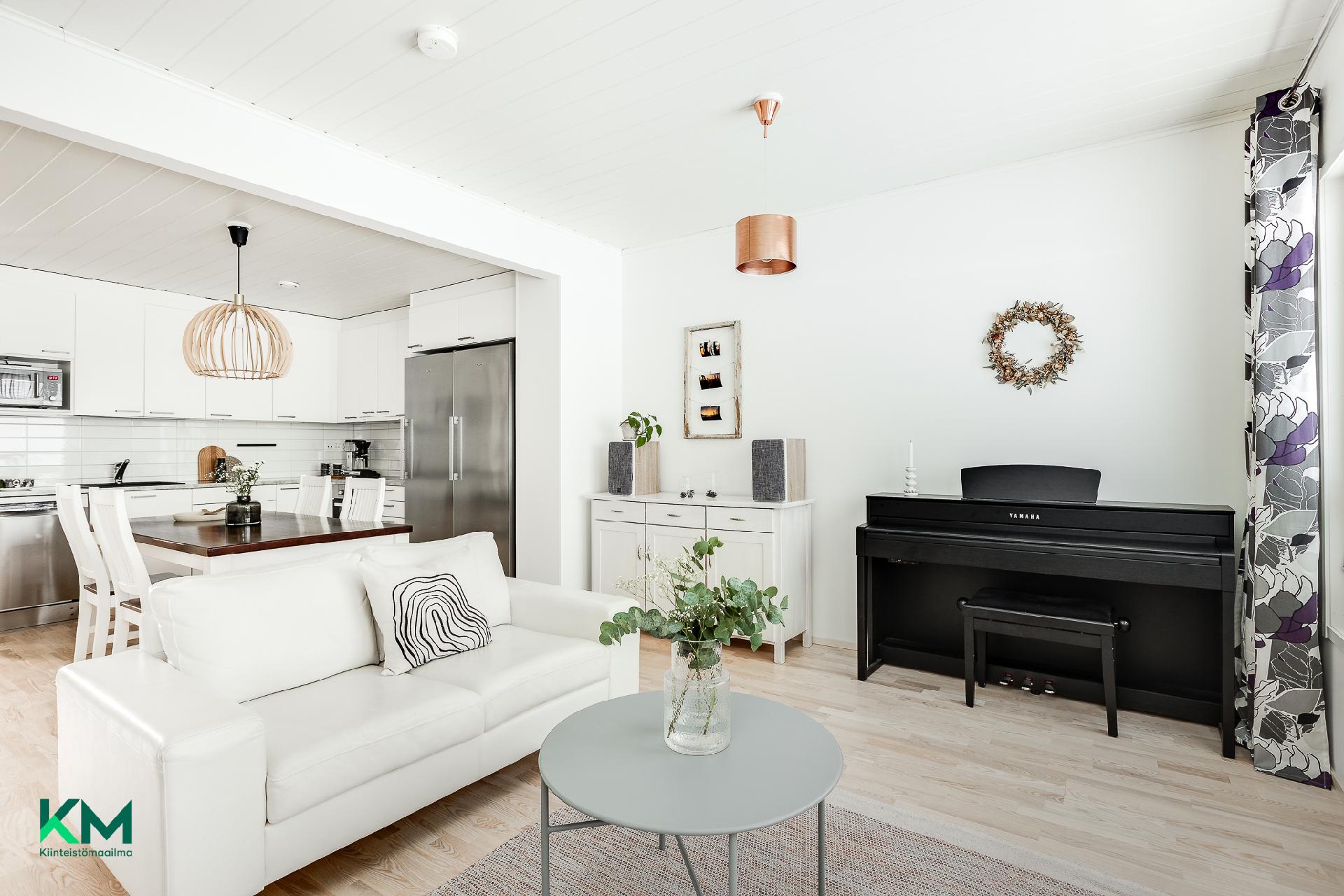 Savusaunantie 2, Kiulukangas, Oulu