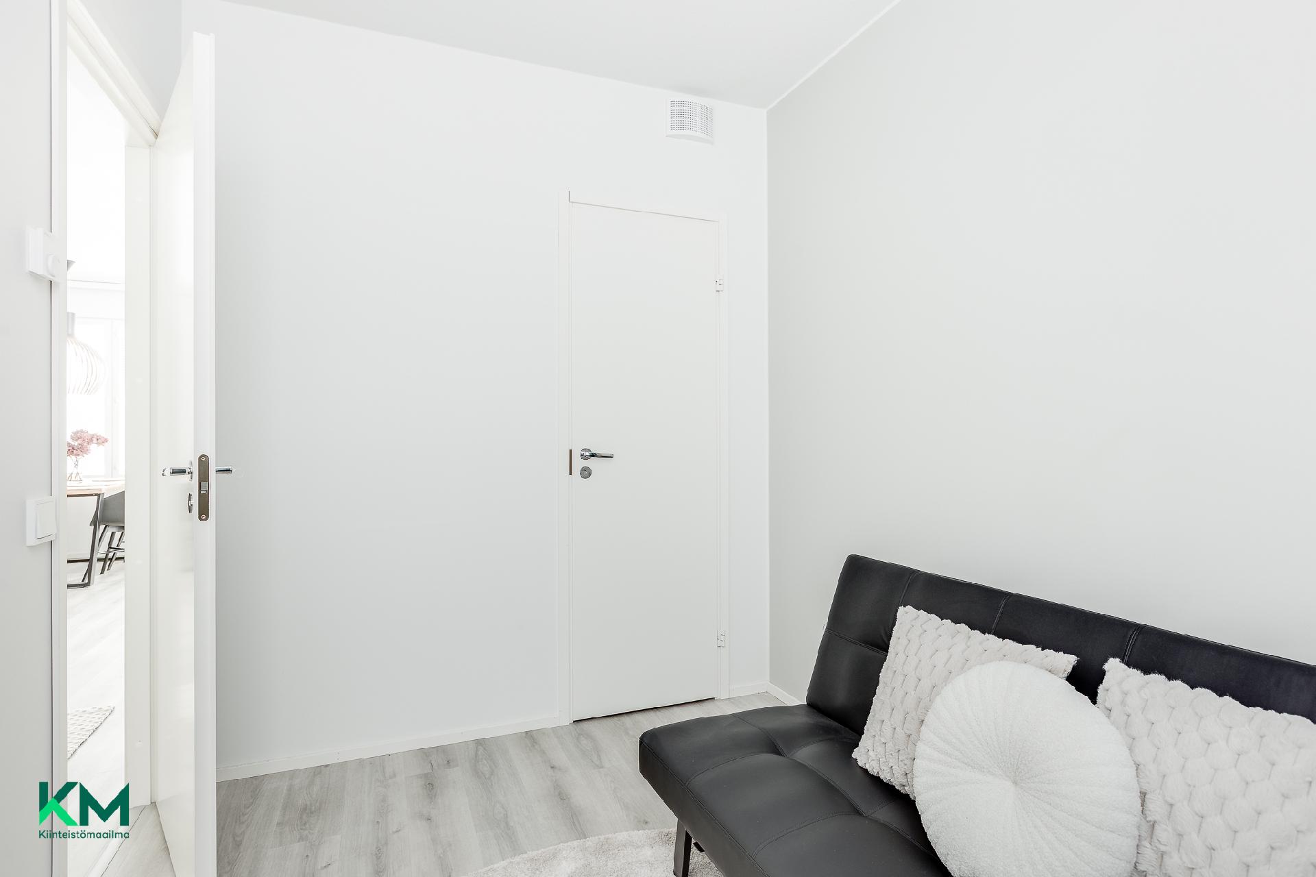 Morttelitie 4, Korvenkylä, Oulu