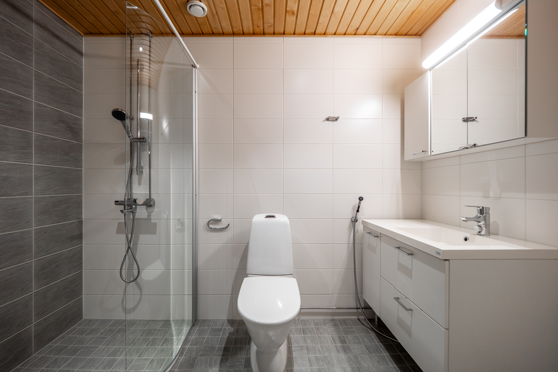 Rautatienkatu 19, Keskusta, Oulu