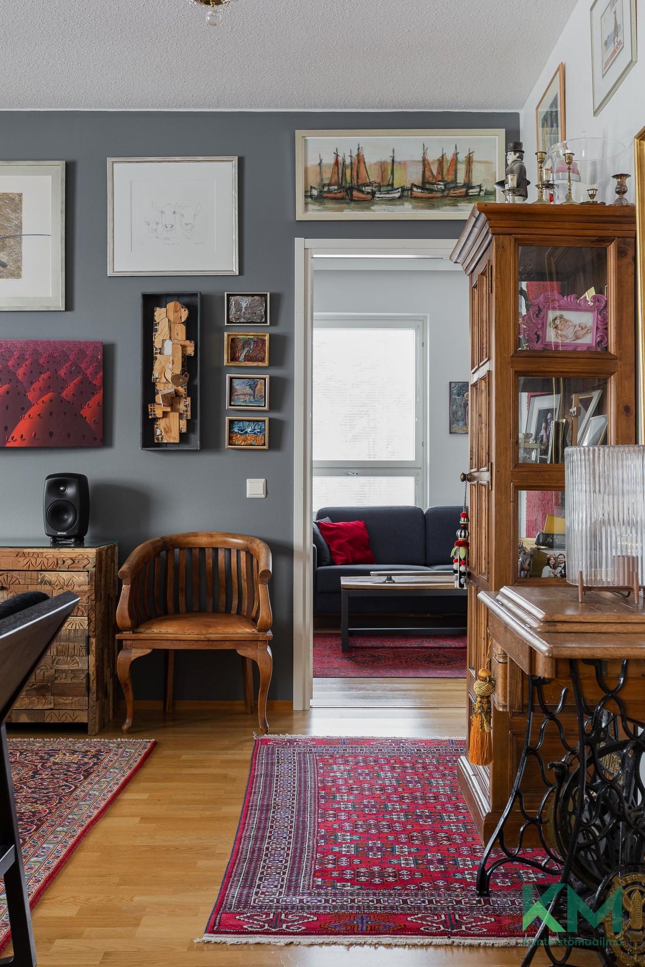 Kullaantie 3, Pirkkala