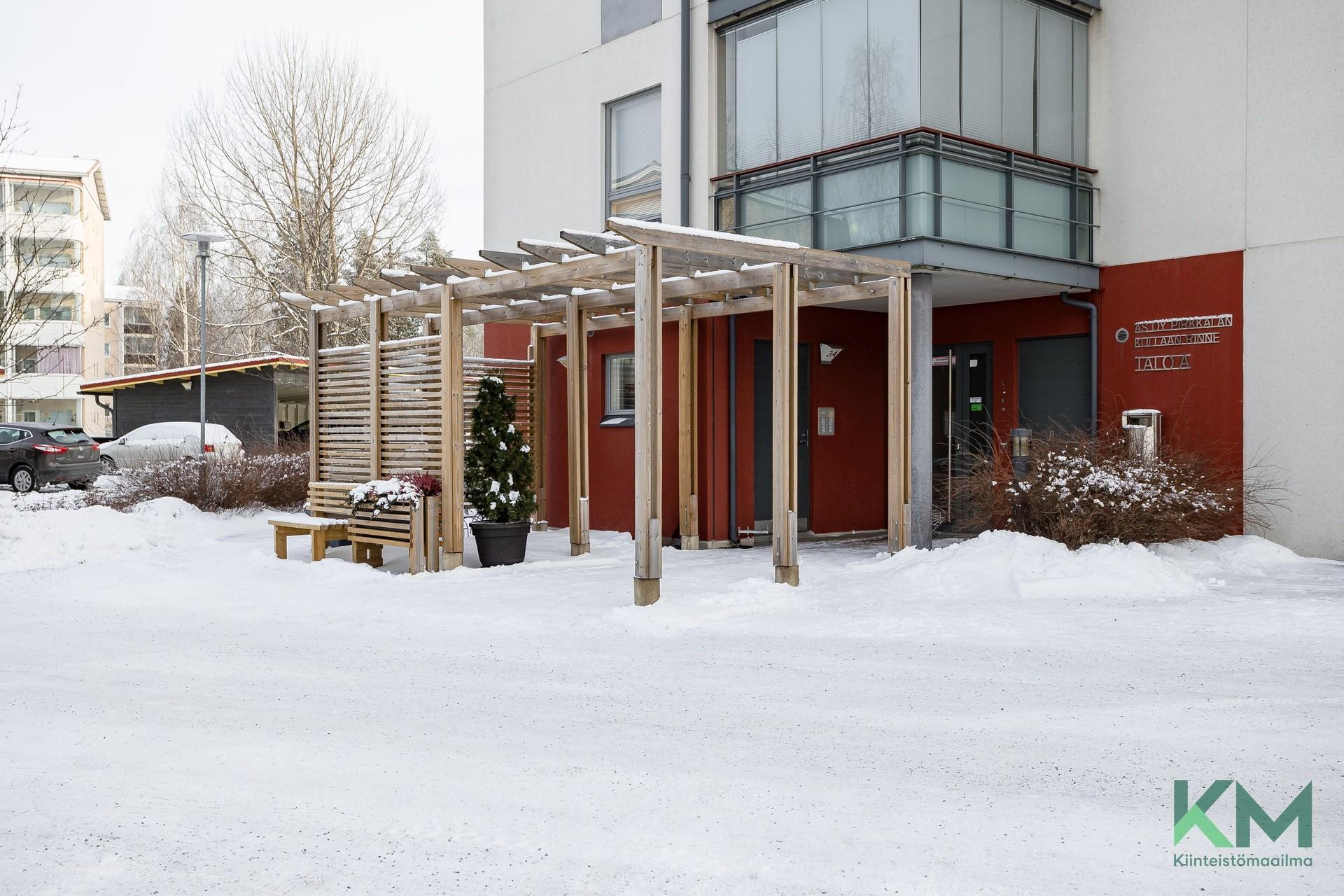 Kullaantie 3, Pirkkala