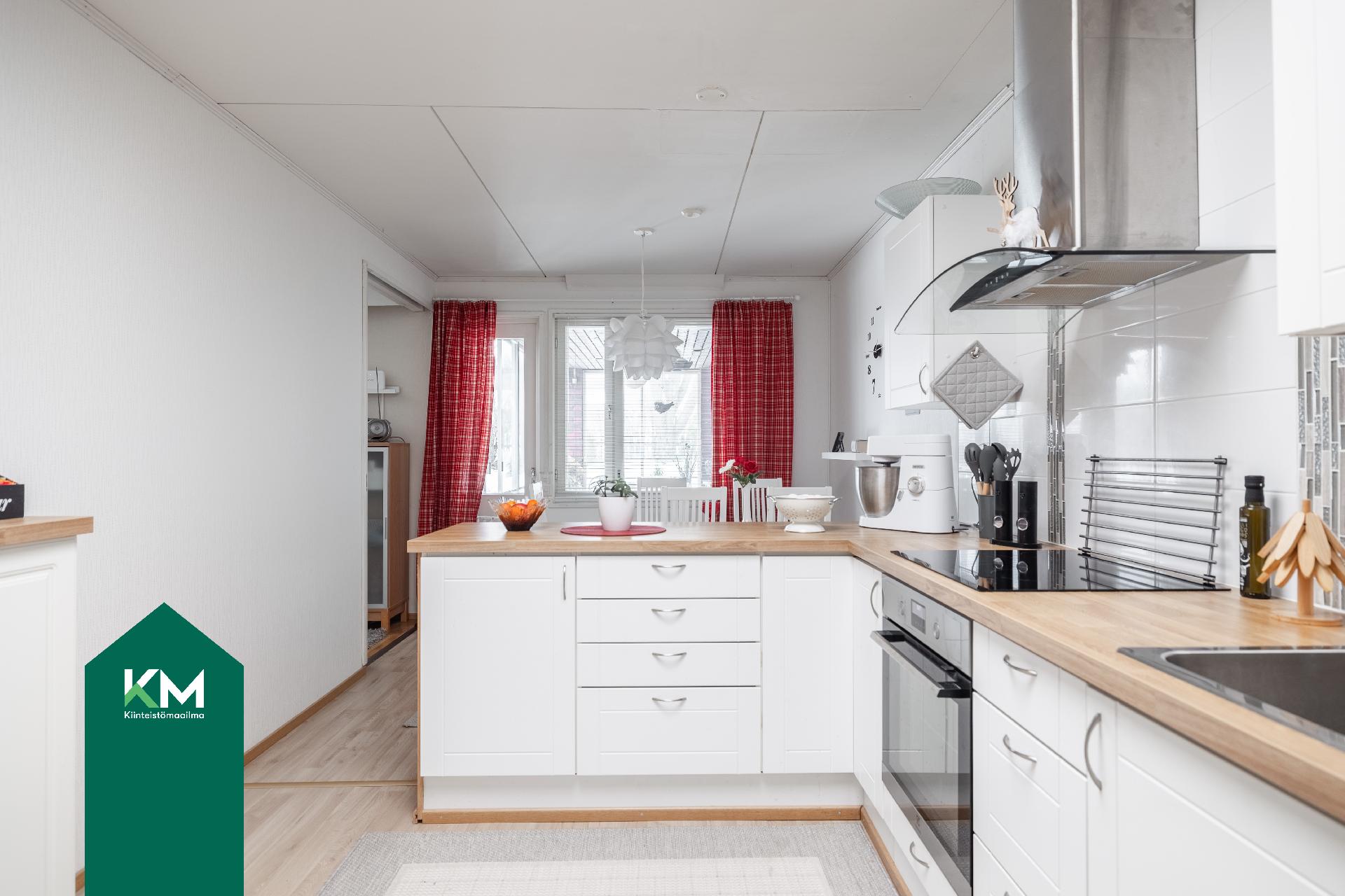 Maamiehentie 16, Aittakorpi, Kotka