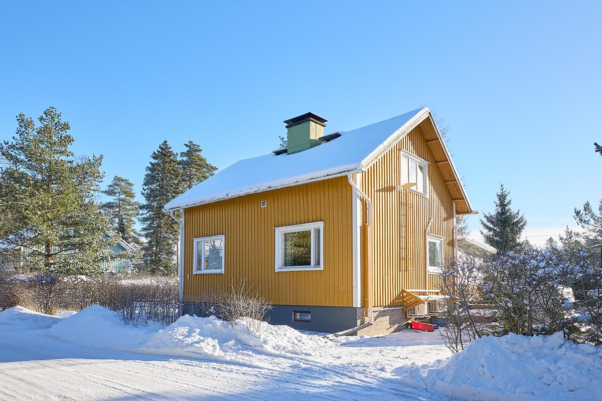 Neitsytlinnankatu 3, Keskilohja, Lohja