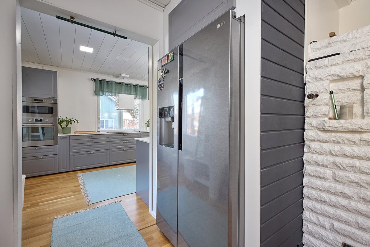 Neitsytlinnankatu 3, Keskilohja, Lohja