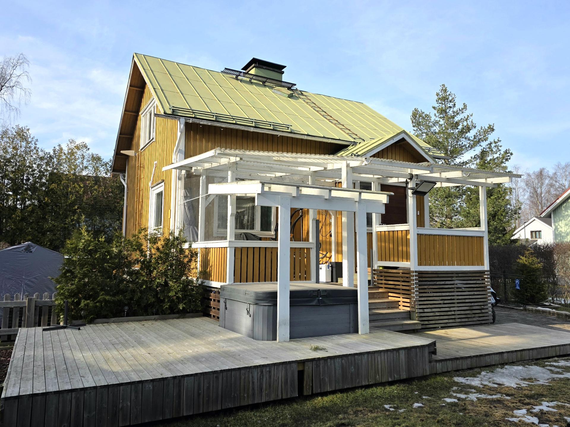 Neitsytlinnankatu 3, Keskilohja, Lohja