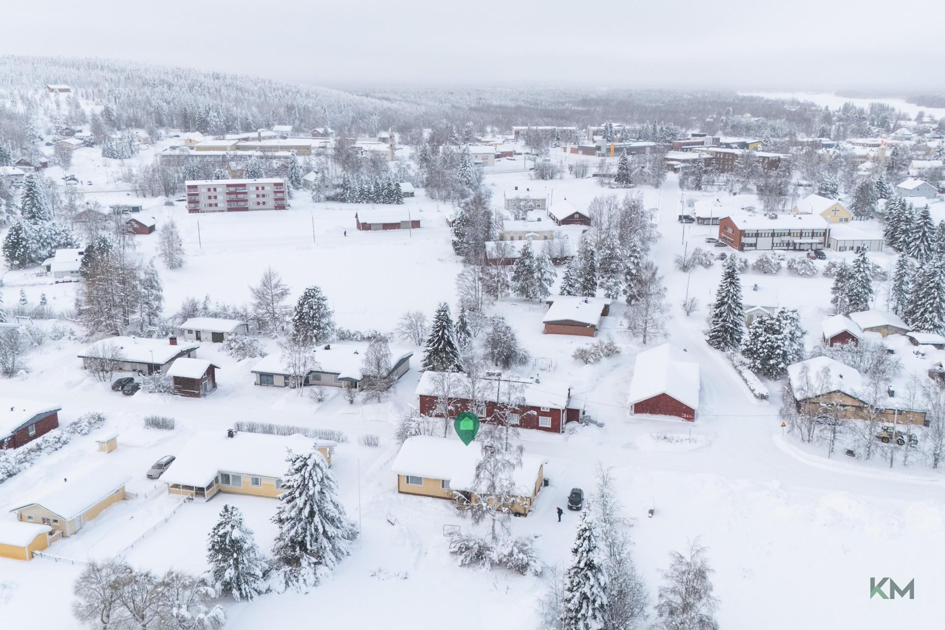 Lypsytie 12, Pello, Pello