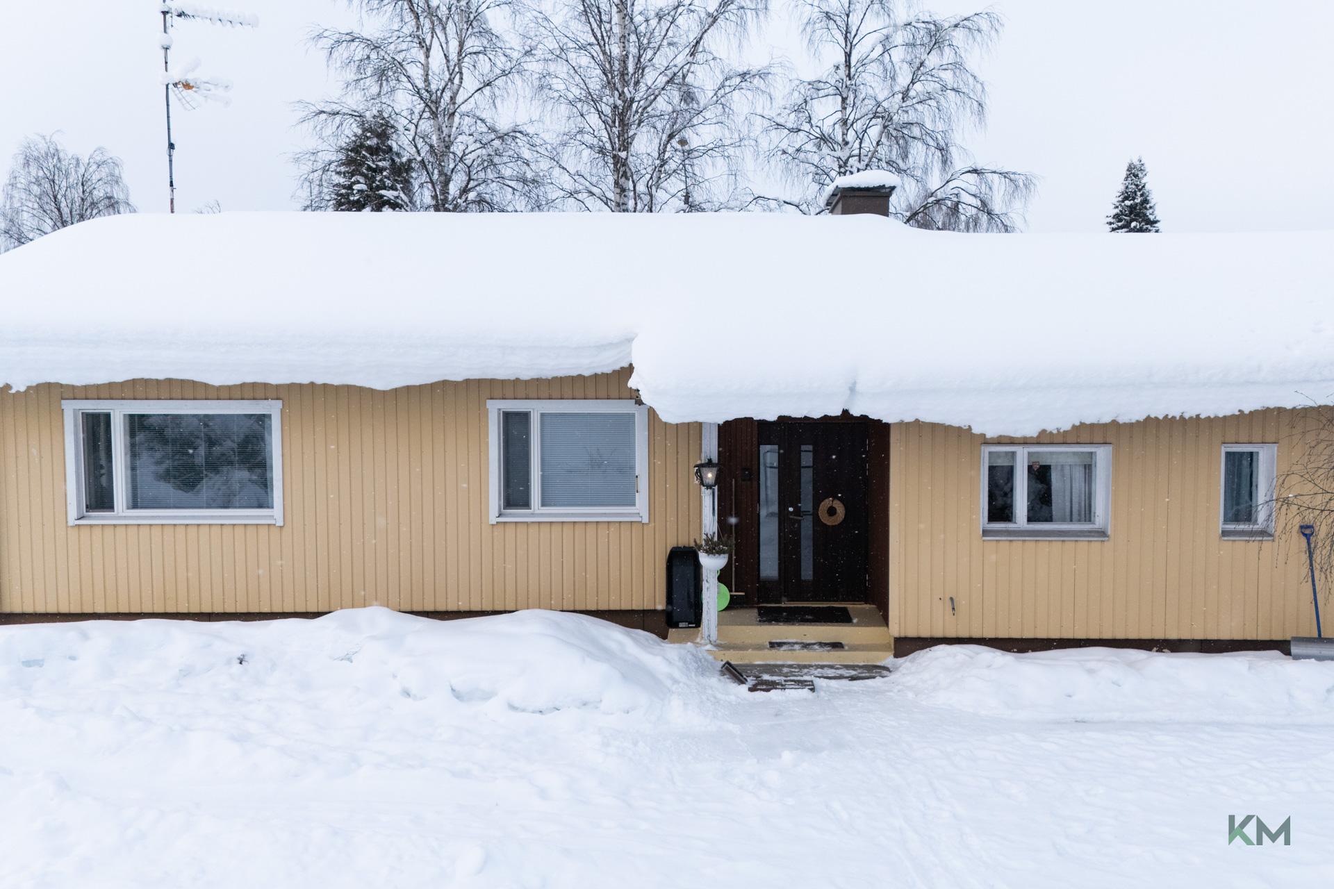 Lypsytie 12, Pello, Pello