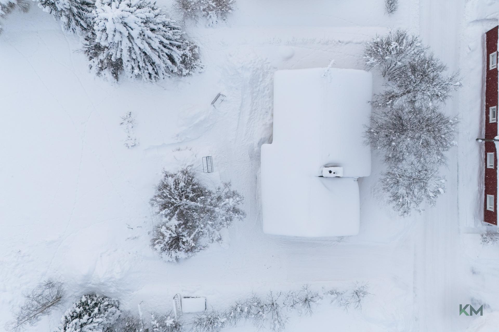 Lypsytie 12, Pello, Pello