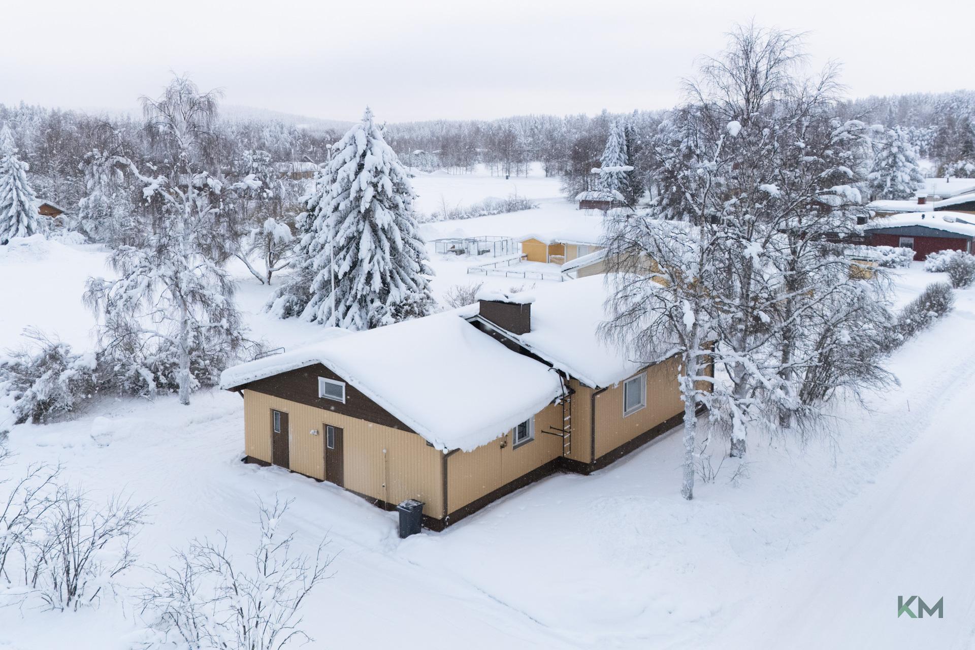 Lypsytie 12, Pello, Pello