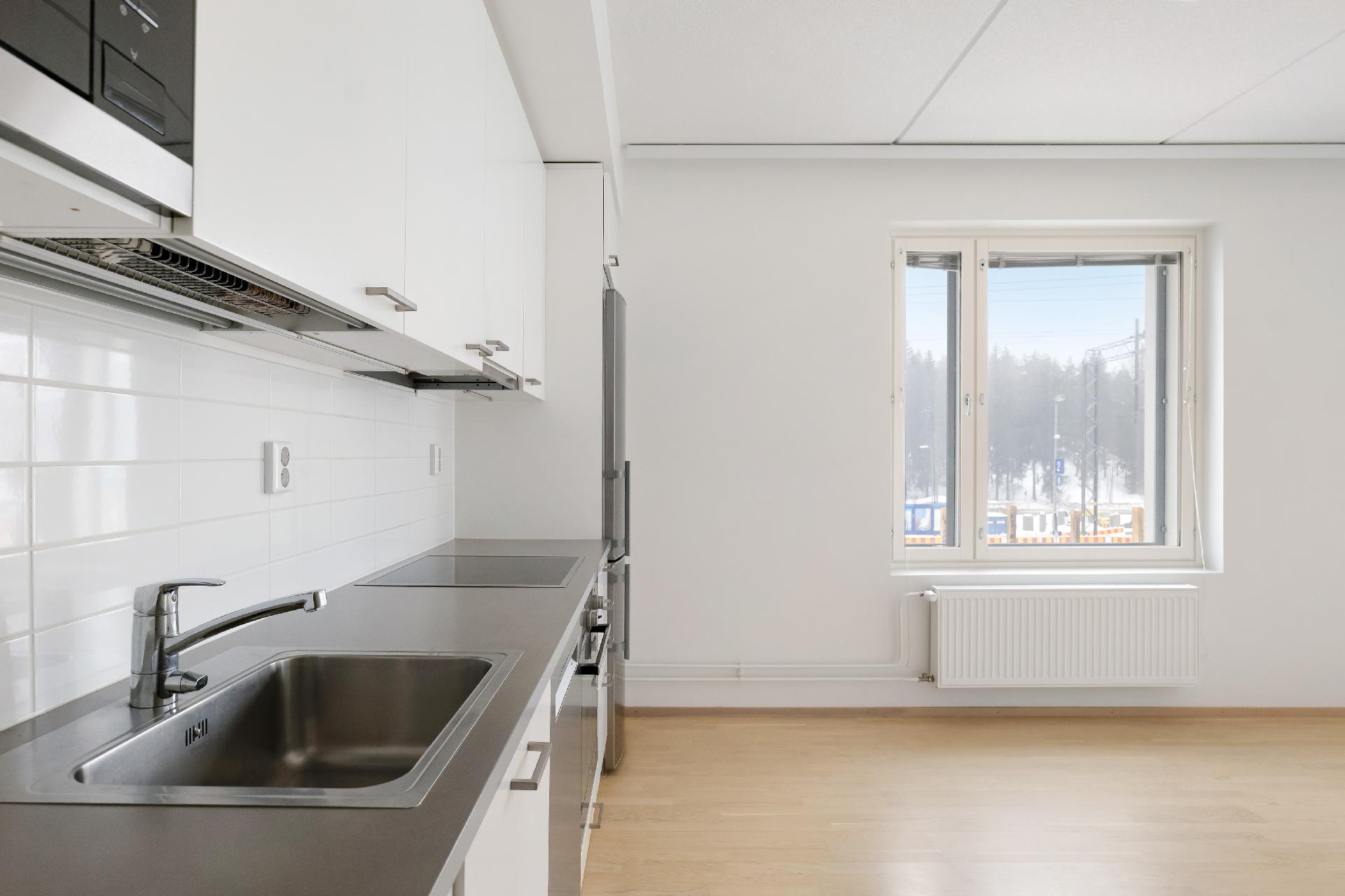 Bredanportti 5, Kauniainen, Kauniainen