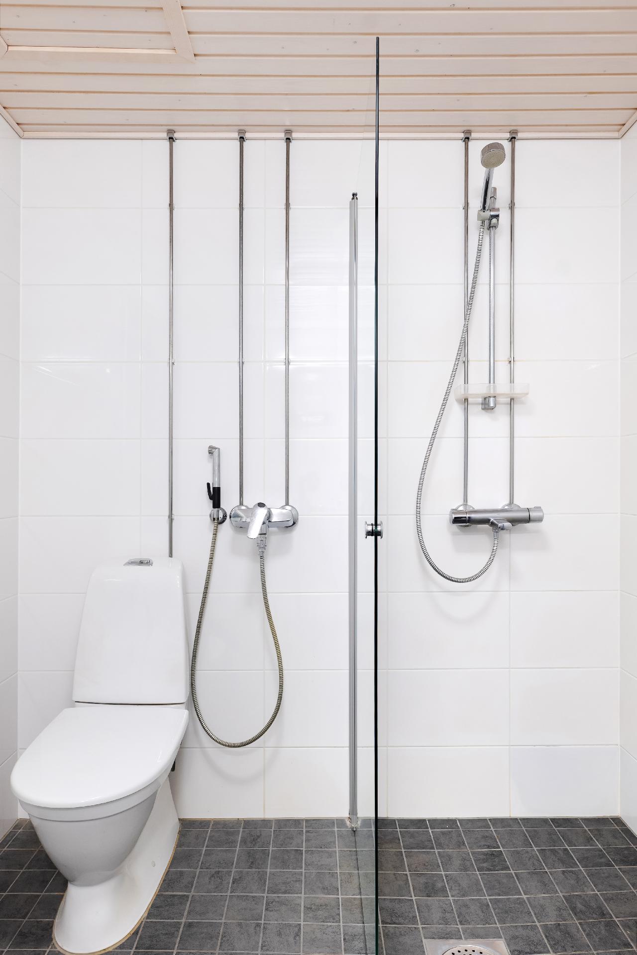 Bredanportti 5, Kauniainen, Kauniainen