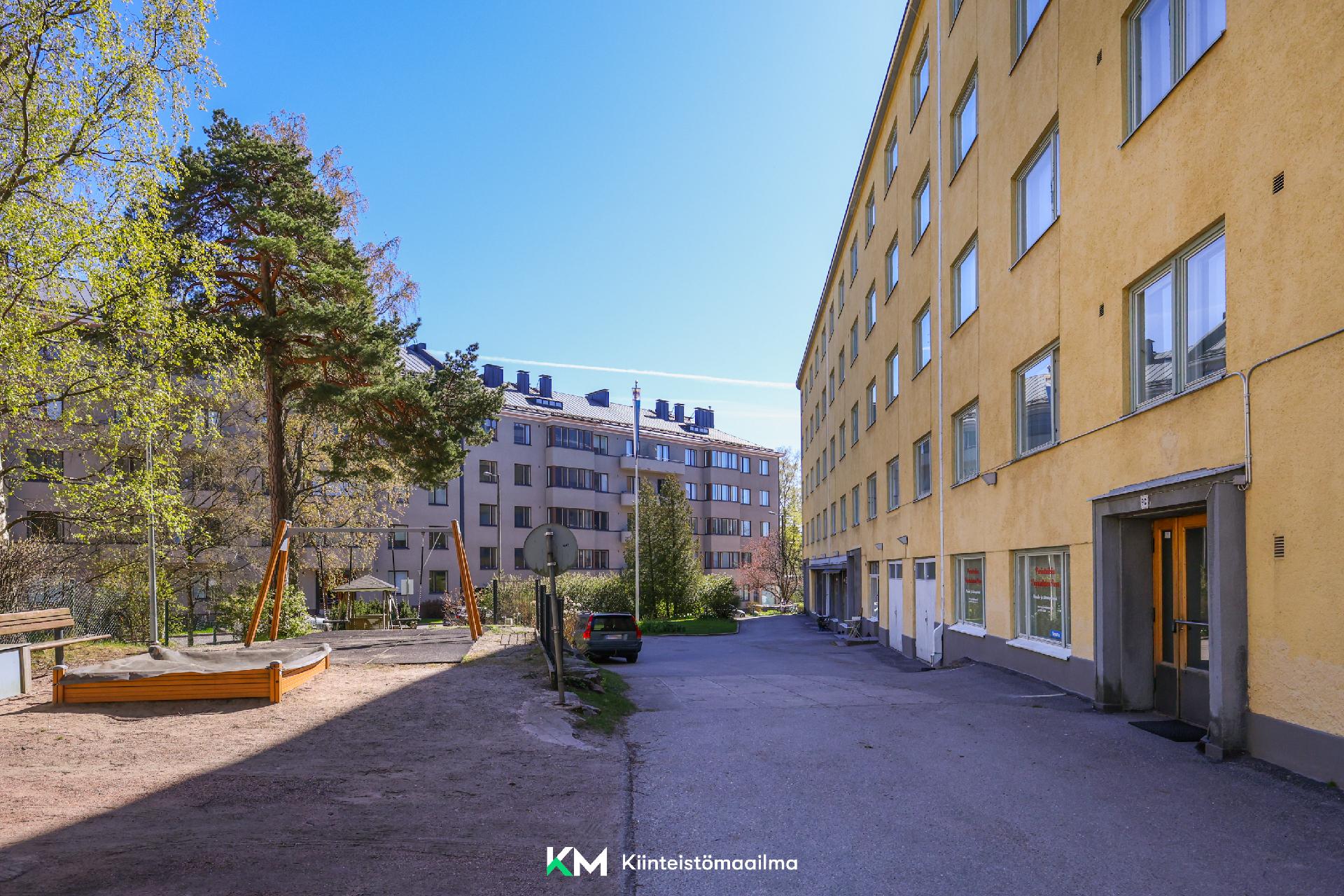 Pajalahdentie 9, Lauttasaari, Helsinki