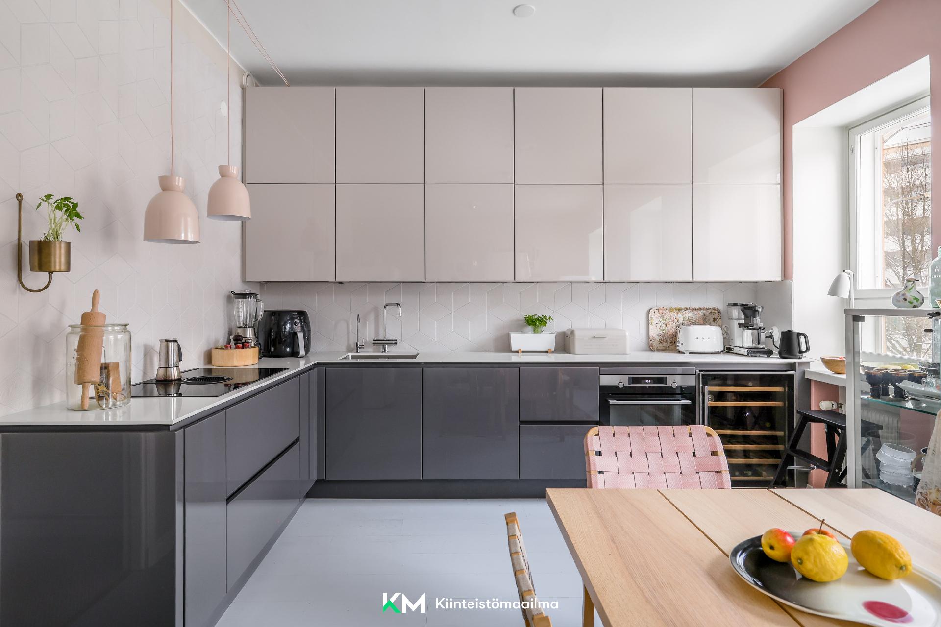 Munkkiniemen puistotie 9, Munkkiniemi, Helsinki