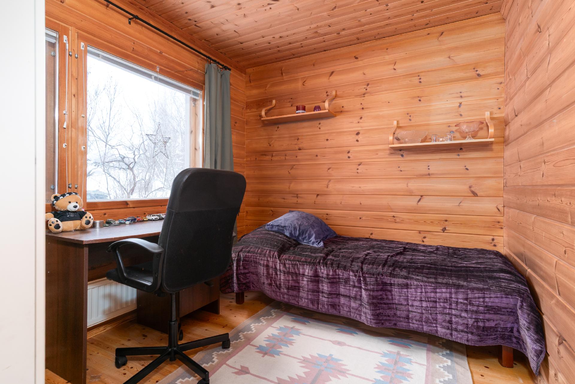 Rinnetie 28, Kuukkajärvi, Uurainen