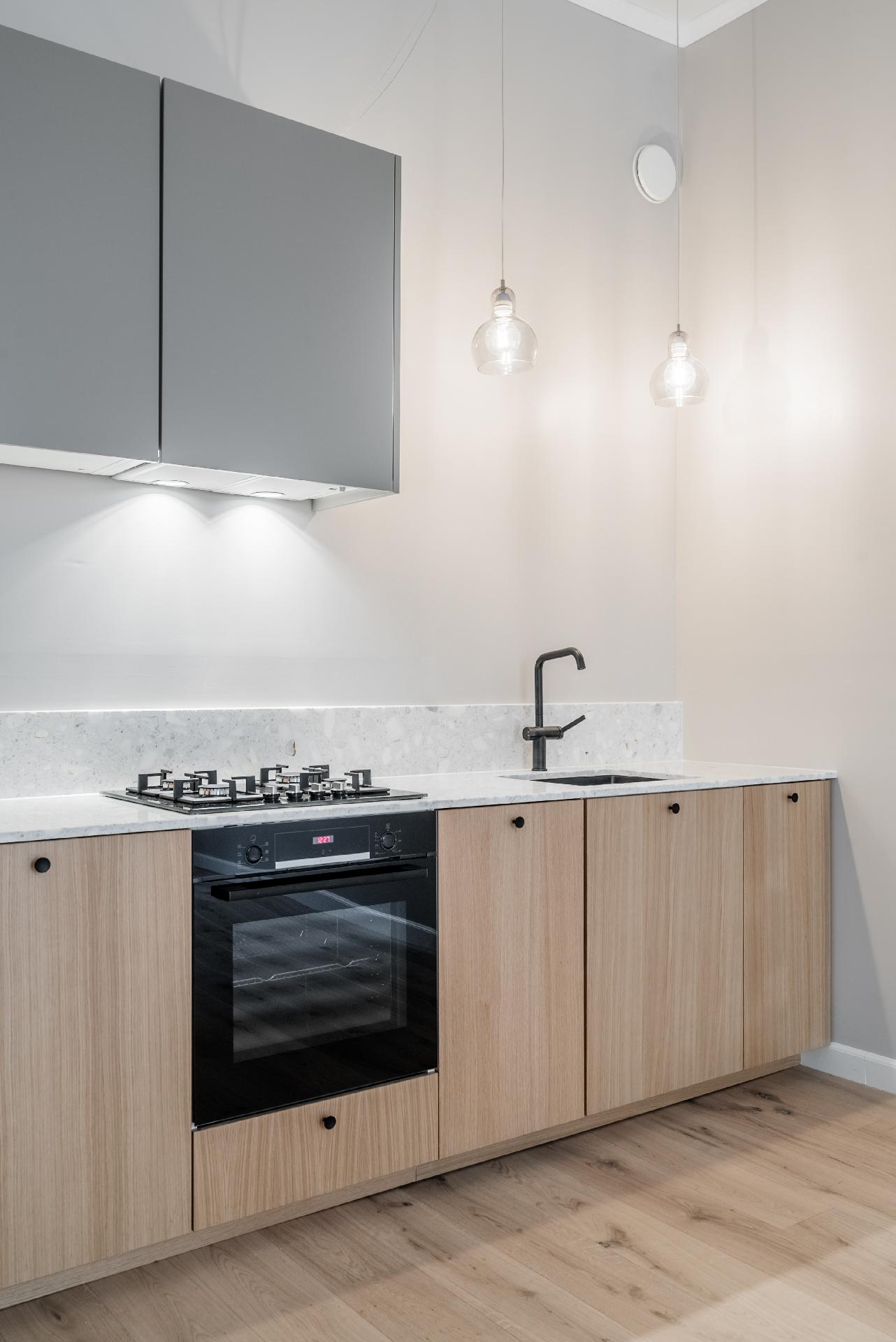 Meritullinkatu 6, Kruununhaka, Helsinki