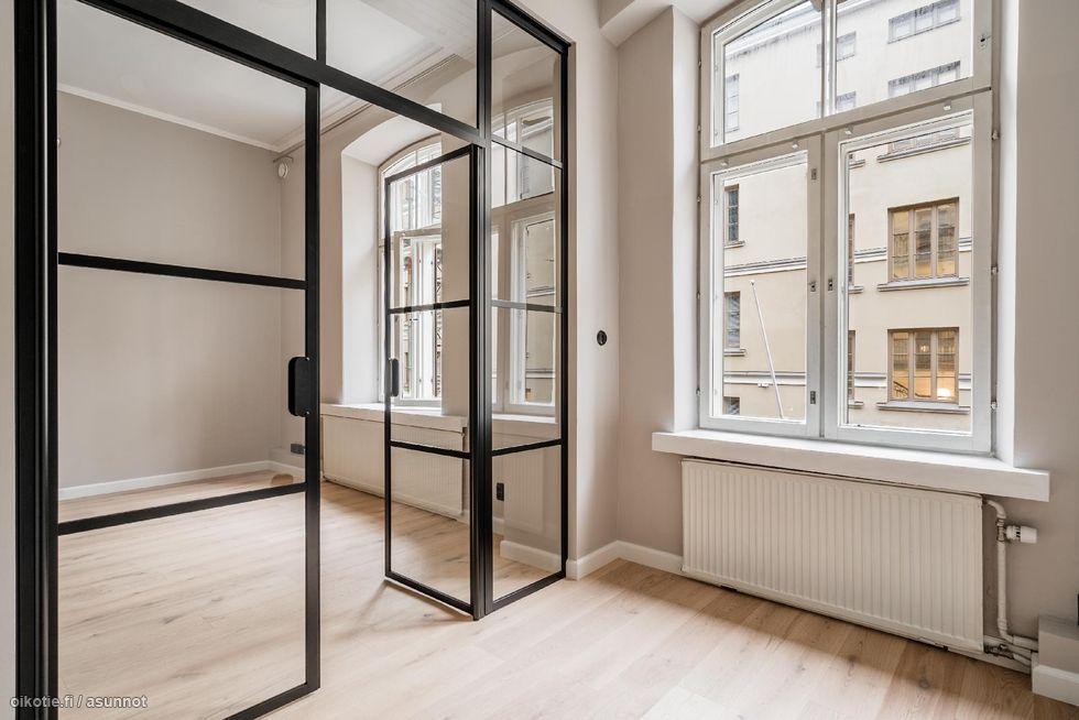 Meritullinkatu 6, Kruununhaka, Helsinki