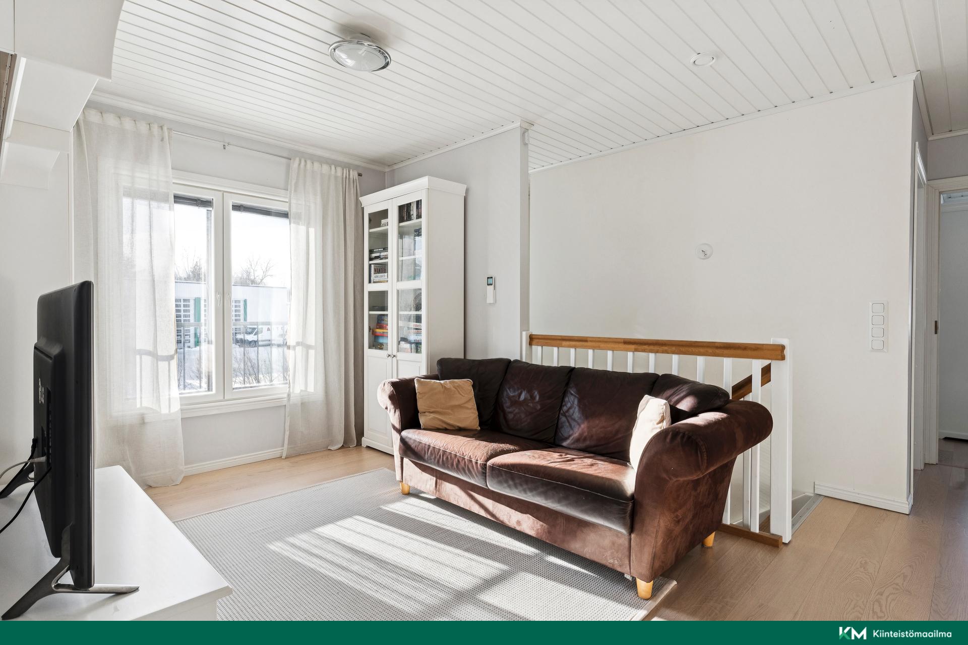 Lasinpuhaltajantie 1, Suutarila, Helsinki