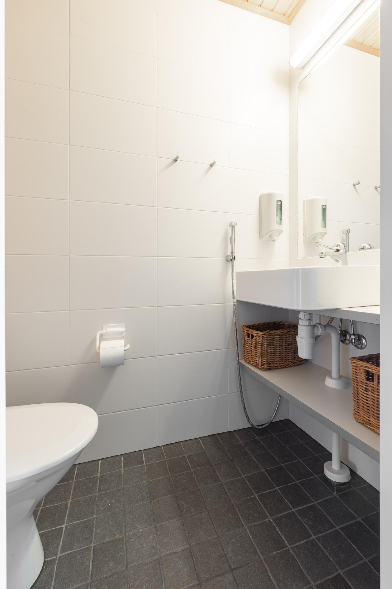 Erillinen wc
