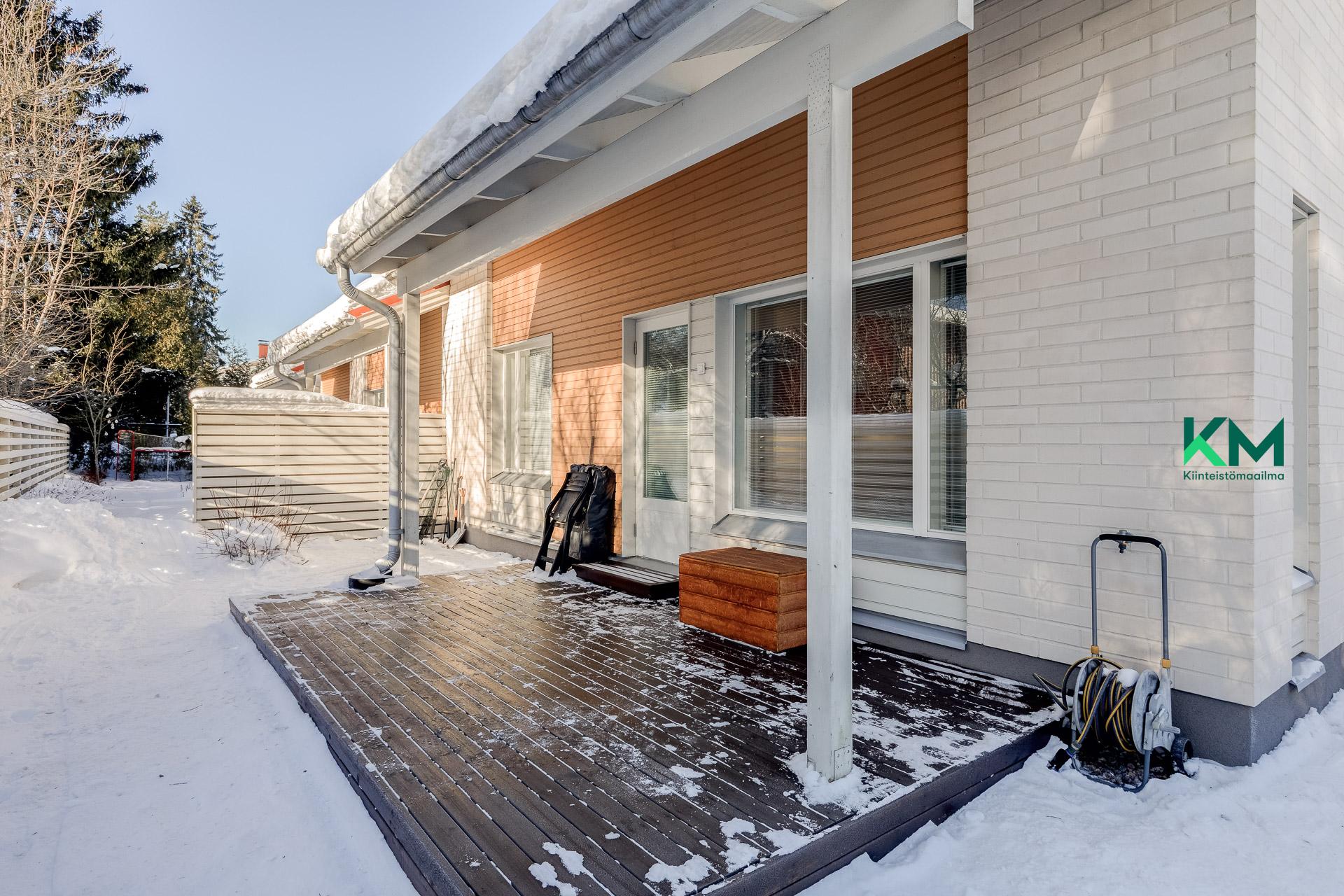 Sysimiehenpolku 12, Paloheinä, Helsinki