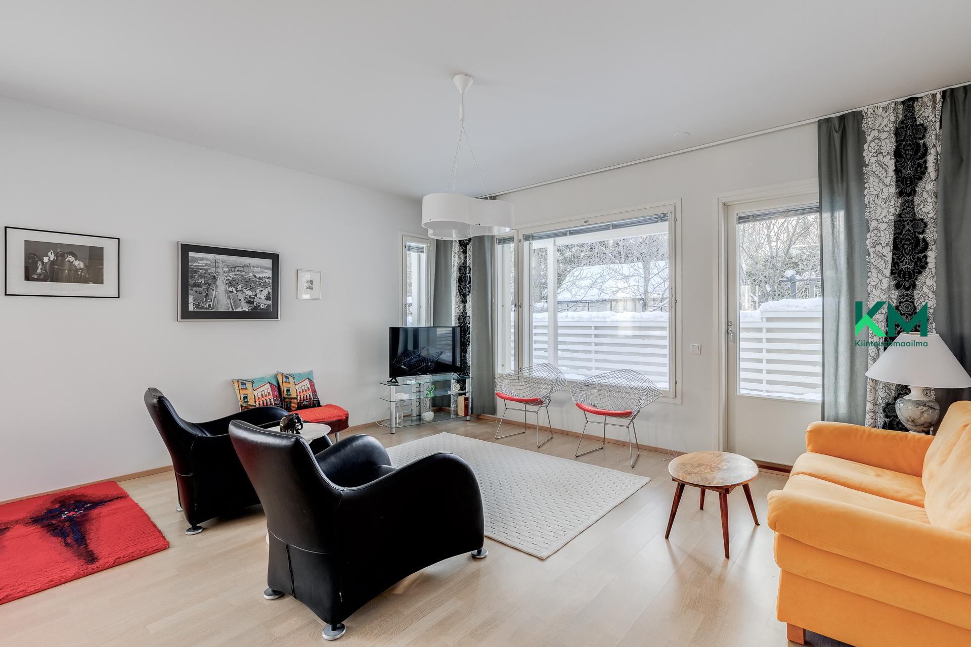 Sysimiehenpolku 12, Paloheinä, Helsinki