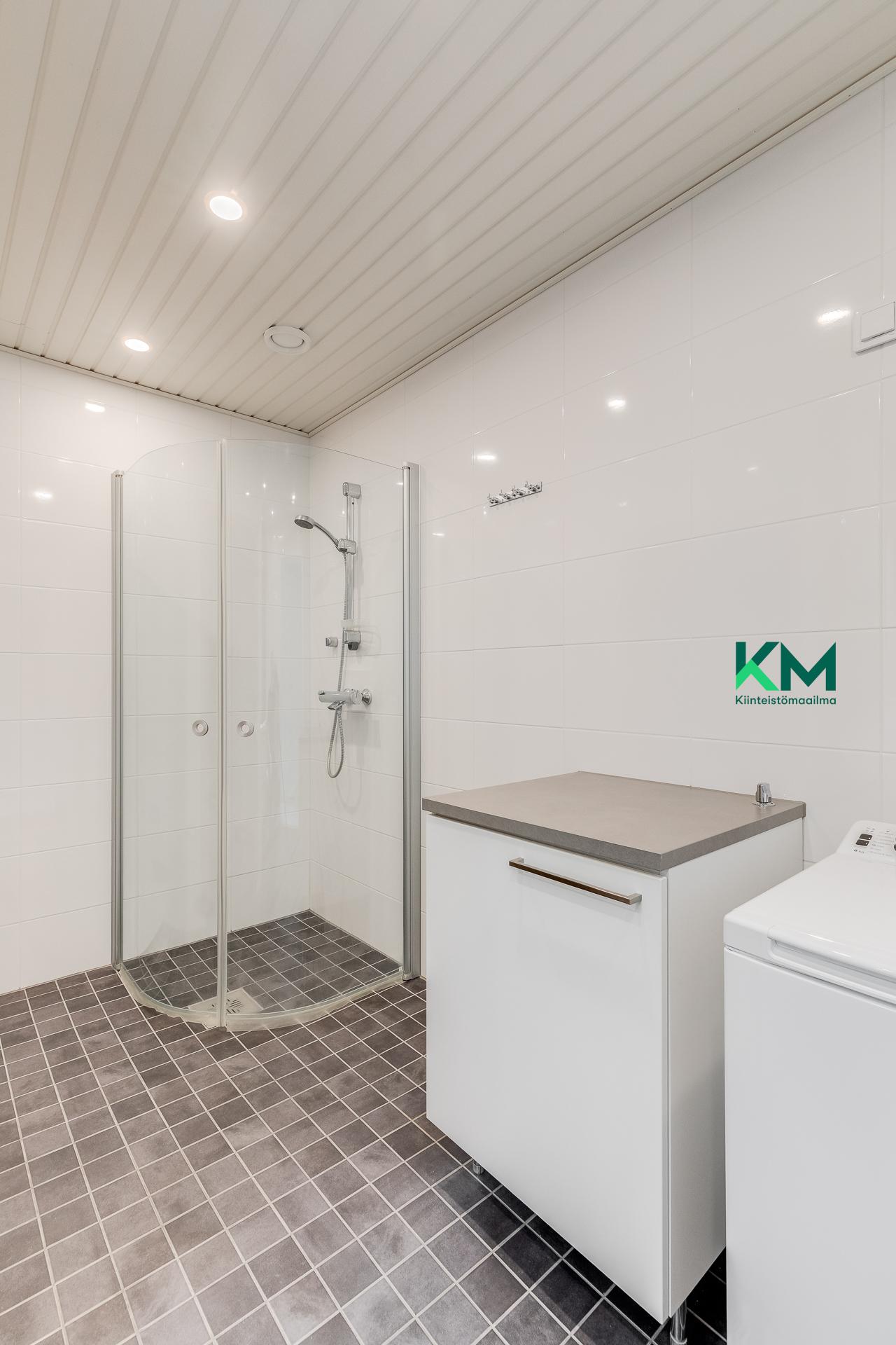 Sysimiehenpolku 12, Paloheinä, Helsinki