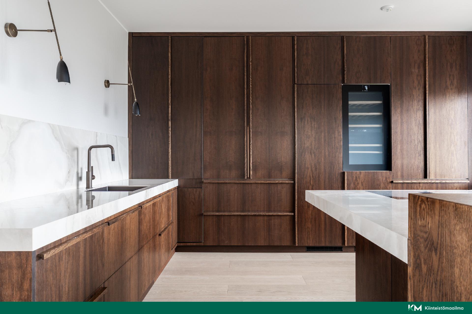 Merikatu 19-21, Ullanlinna, Helsinki