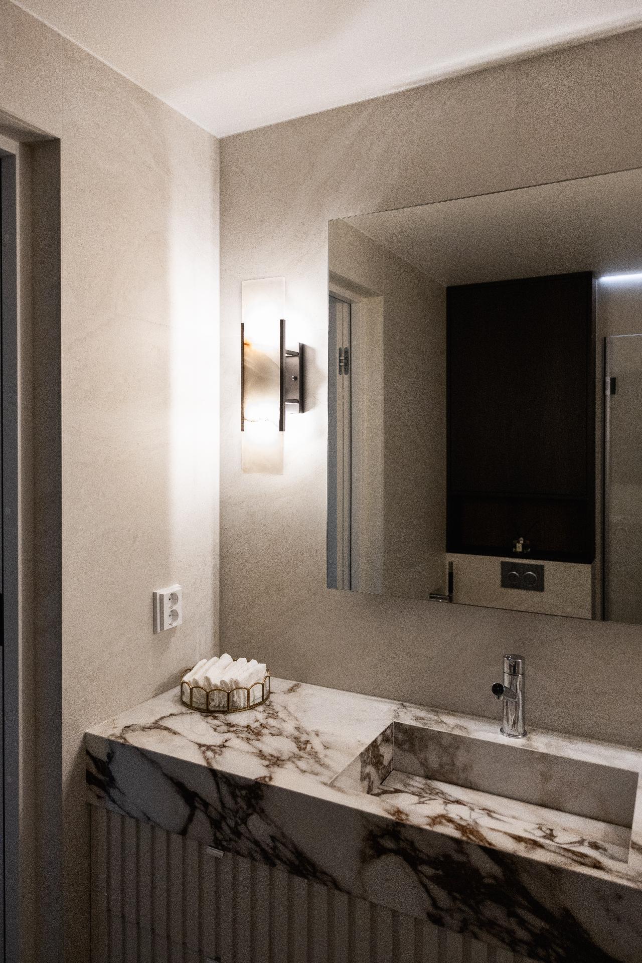 Merikatu 19-21, Ullanlinna, Helsinki