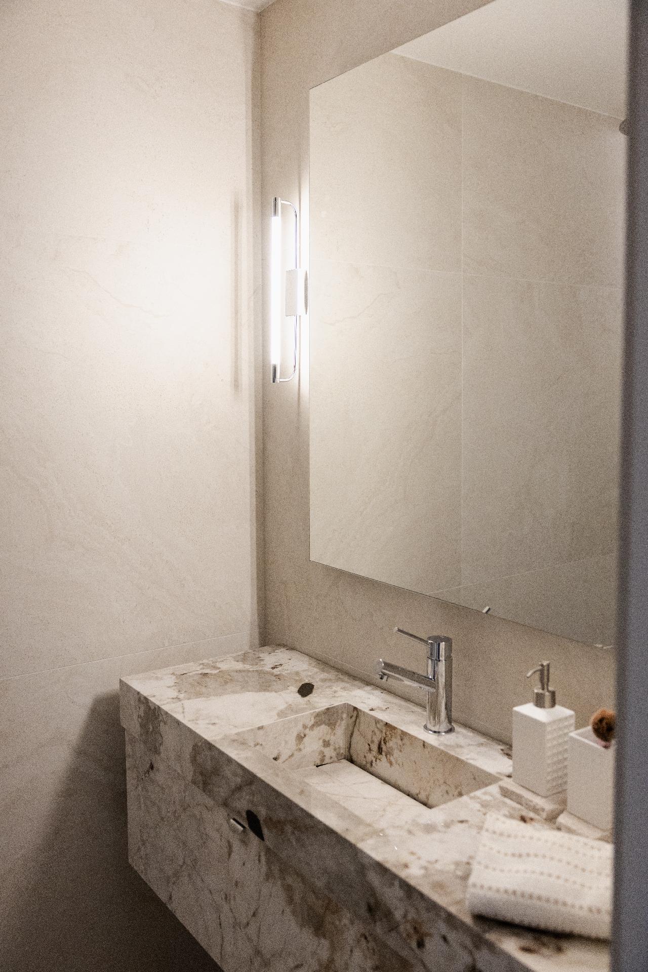 Merikatu 19-21, Ullanlinna, Helsinki