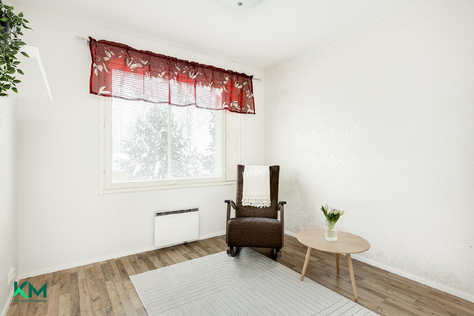 Pyrästie 2, Saarela, Oulu