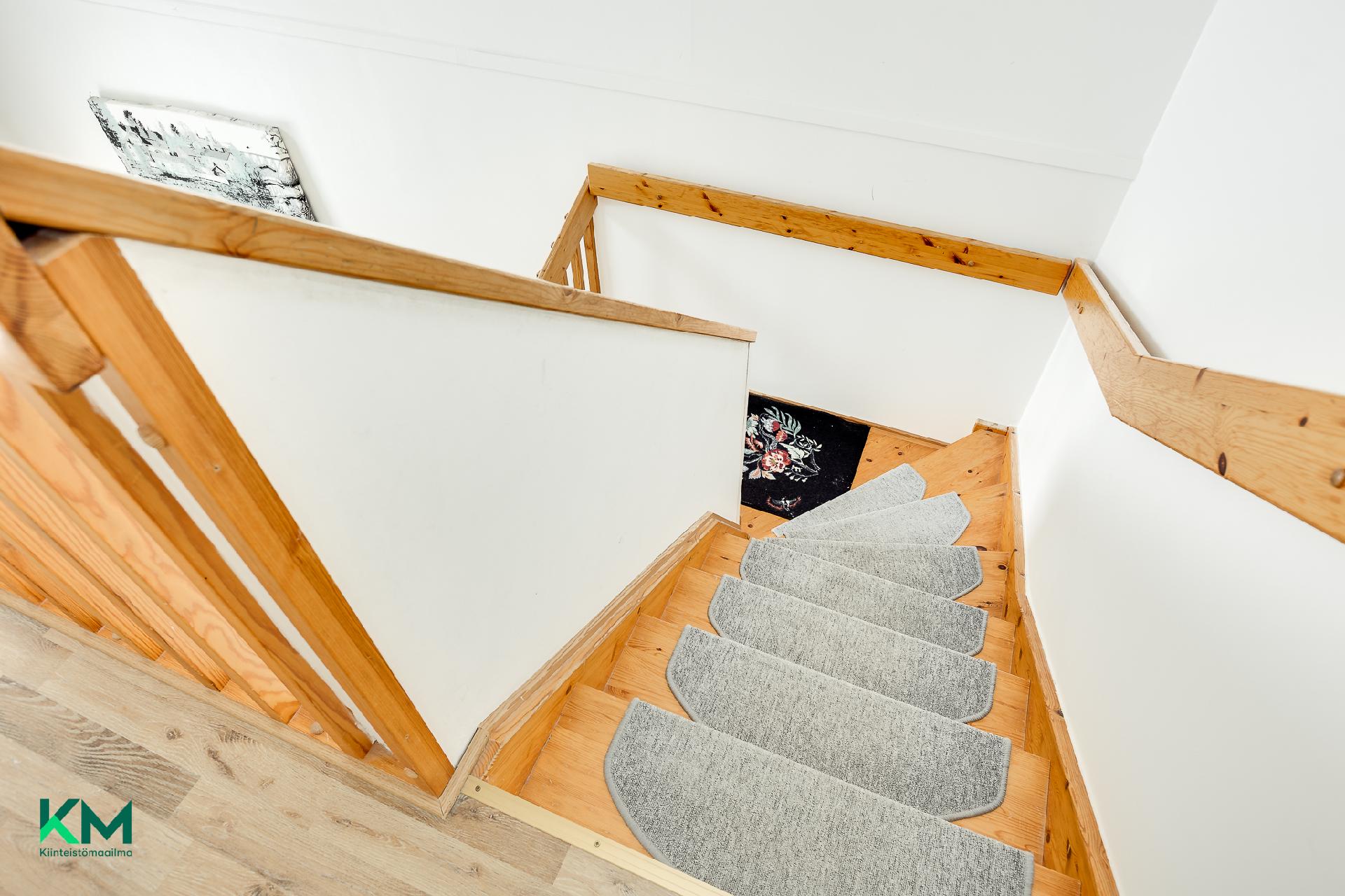 Pyrästie 2, Saarela, Oulu